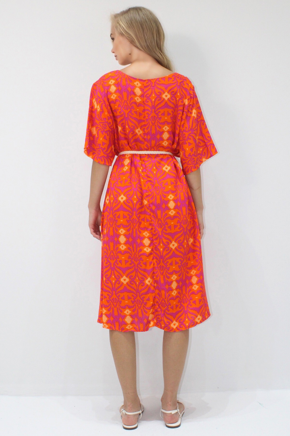 Turuncu Bisiklet Yaka Desenli Rahat Kalıp Dokuma Viskon Elbise