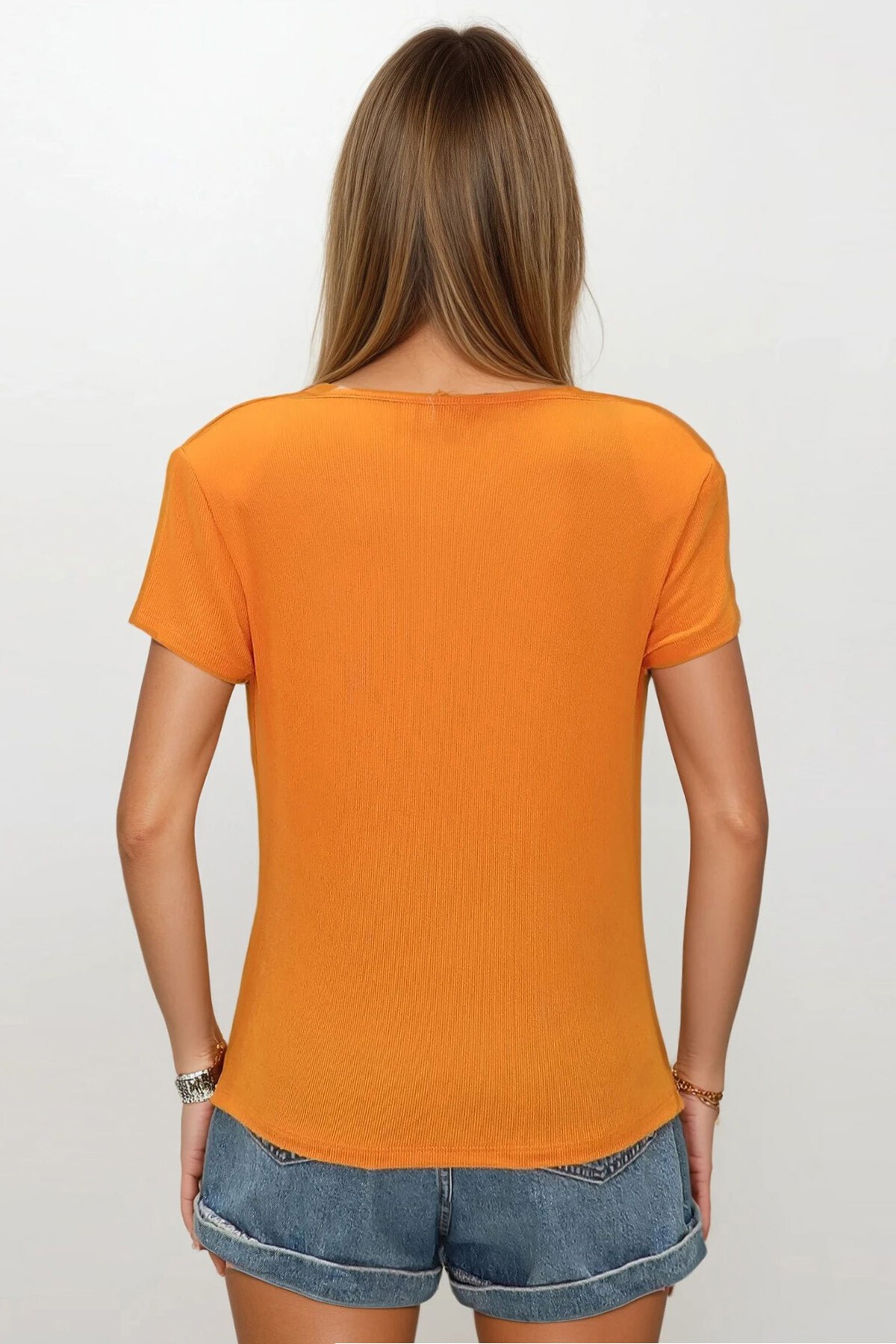 Turuncu Degaje Yaka Dökümlü Vatkalı Örme Bluz