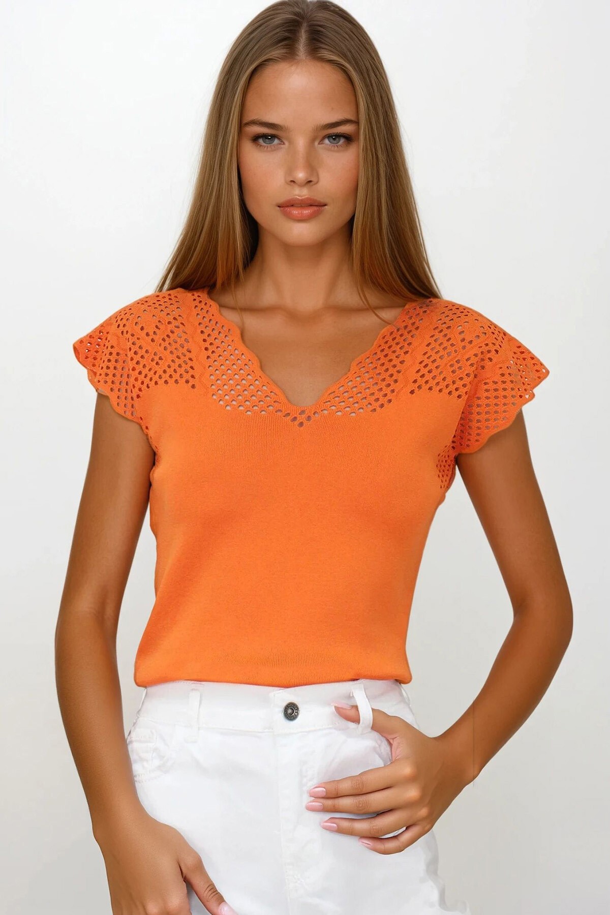 Turuncu Önü Ve Arkası V Yaka Delik Ajurlu Triko Bluz