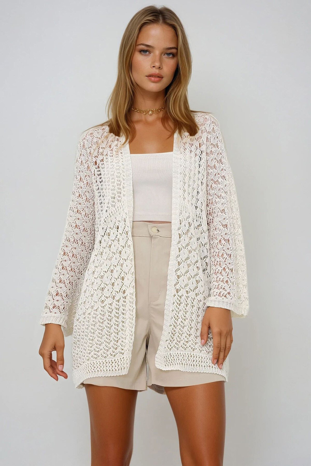 Vanilya Püskül Detaylı Ajurlu Oversize Hırka