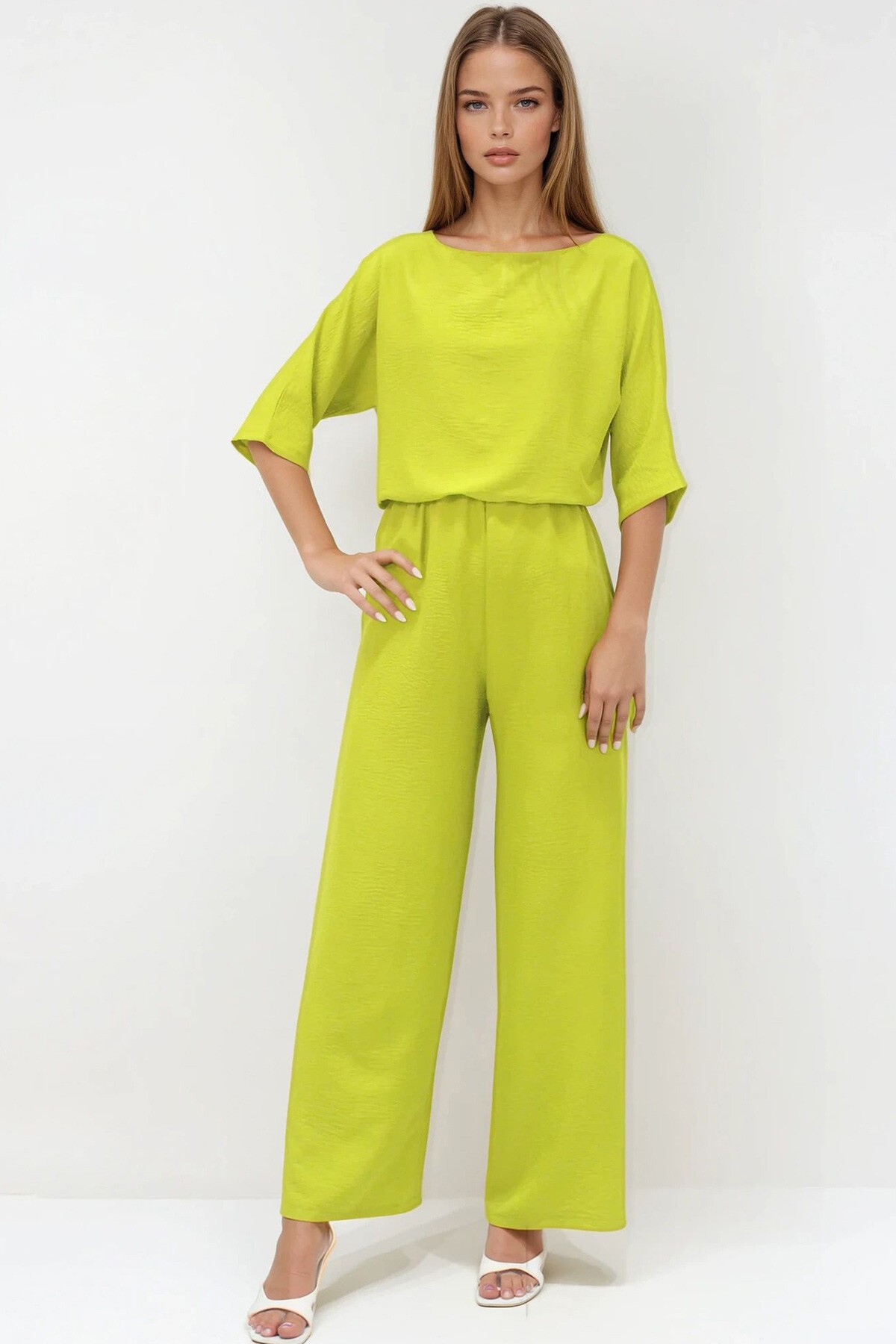 Yağ Yeşili Kayık Yaka Bluz Ve Pantolon Aerobin Takım