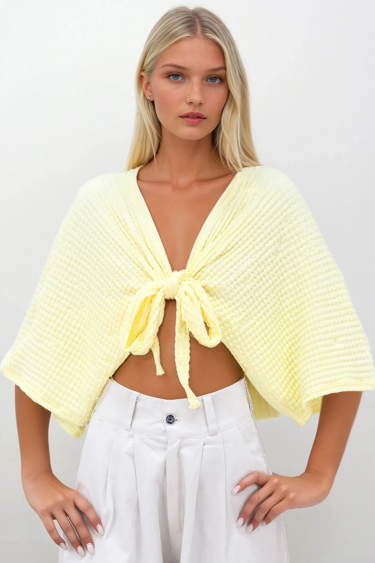 Sarı Yarasa Kol Bağlama Detaylı Bürümcük Crop Bluz