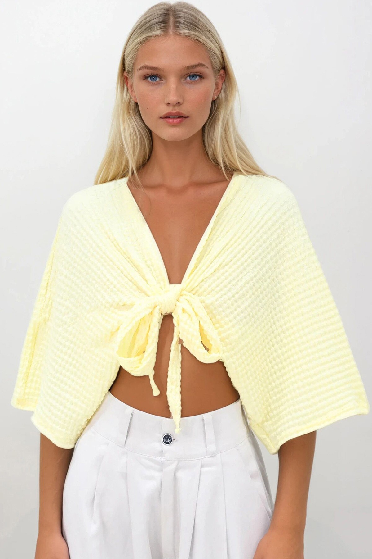 Sarı Yarasa Kol Bağlama Detaylı Bürümcük Crop Bluz