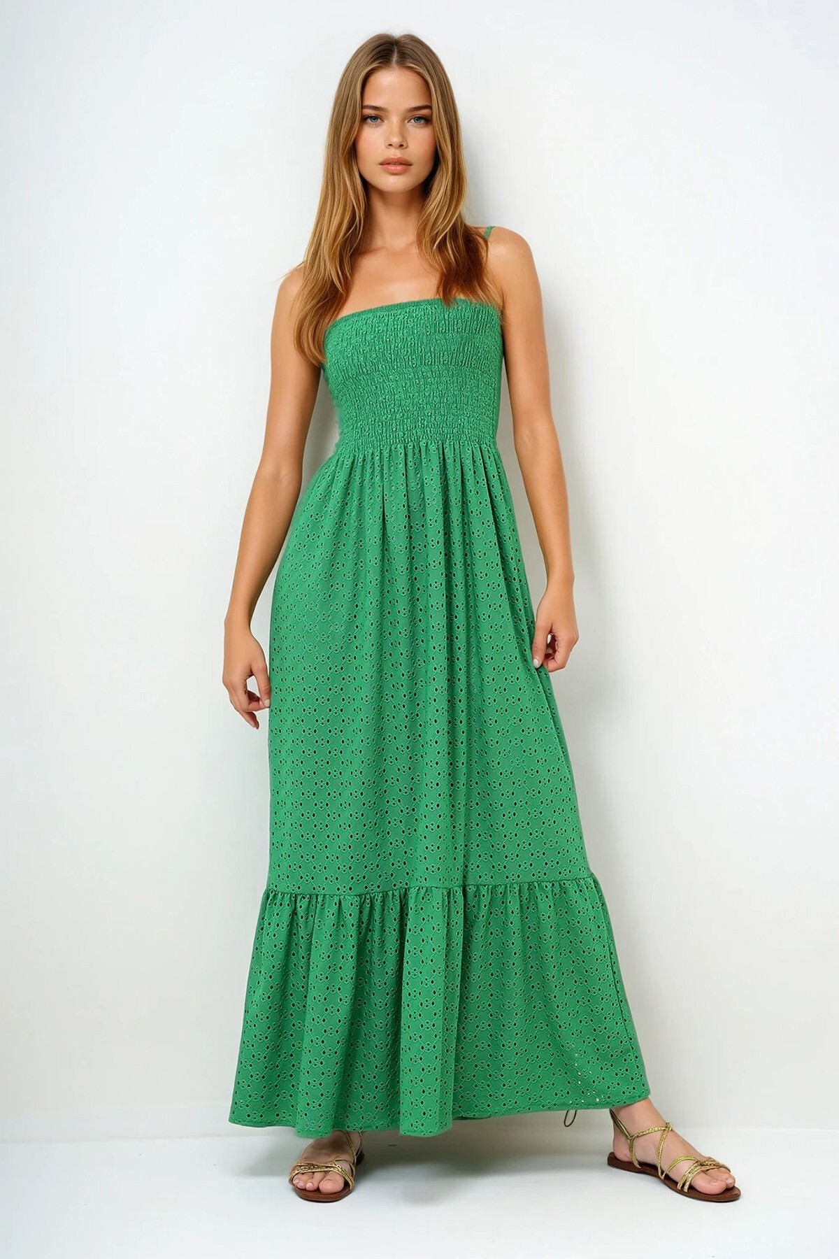 Yeşil Gipeli İçi Astarlı Güpür Straplez Elbise