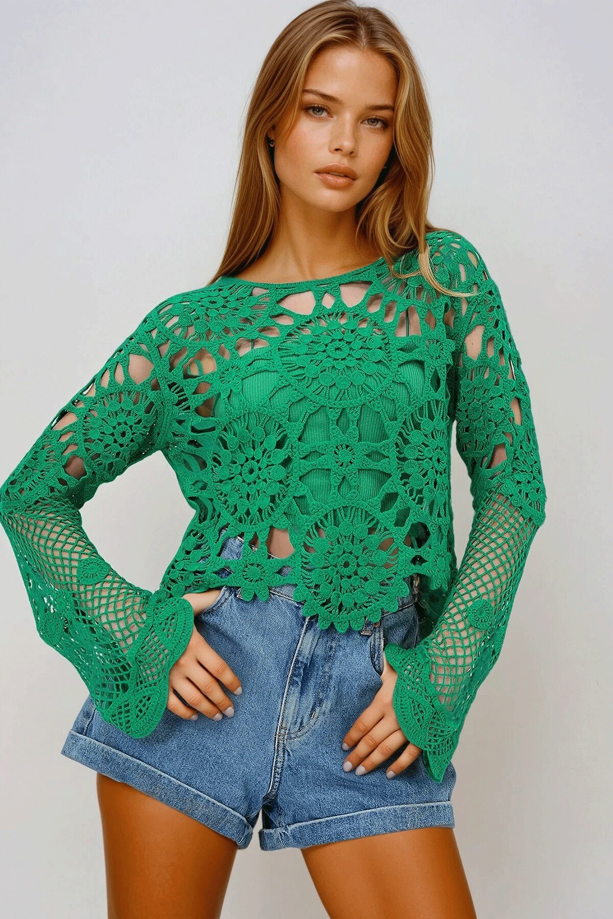 Yeşil Kayık Yaka Kroşata Güpür Crop Bluz