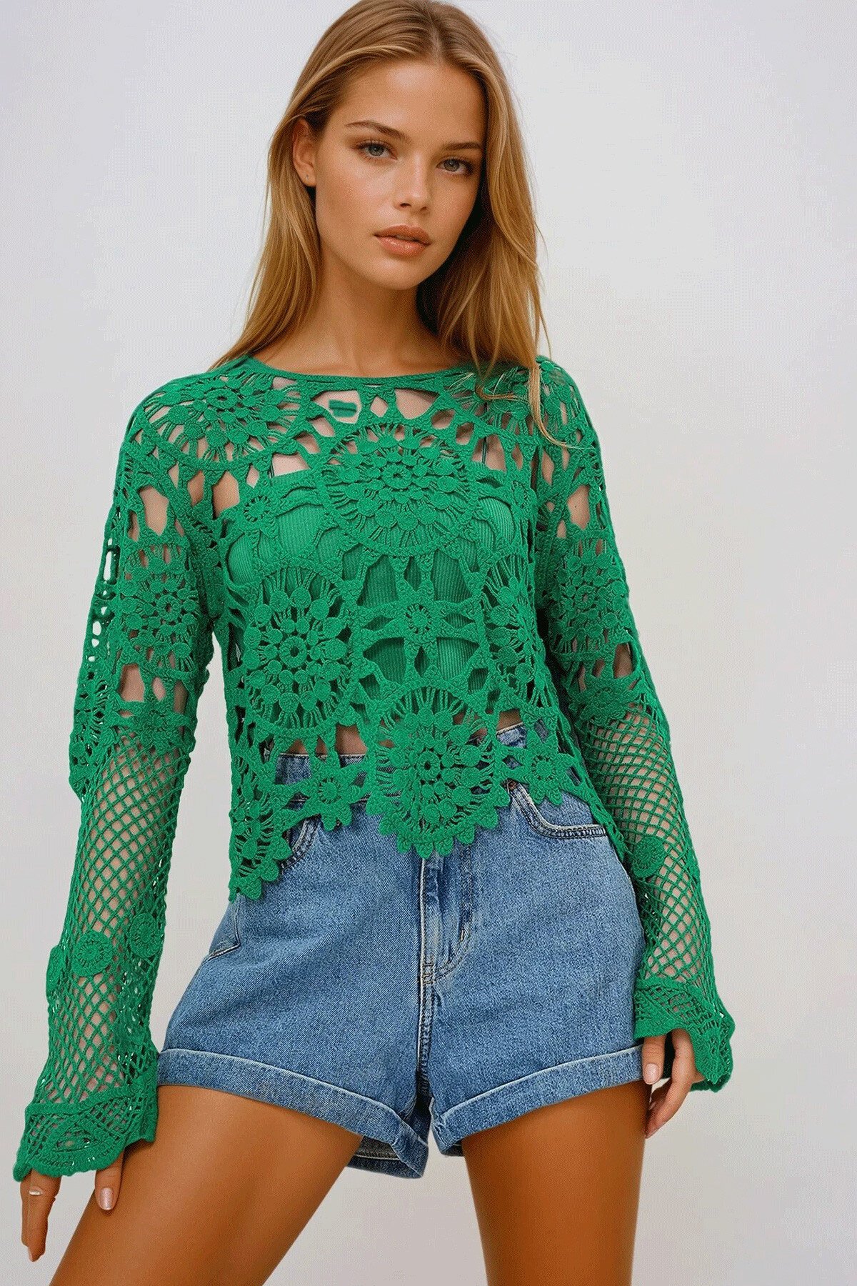 Yeşil Kayık Yaka Kroşata Güpür Crop Bluz