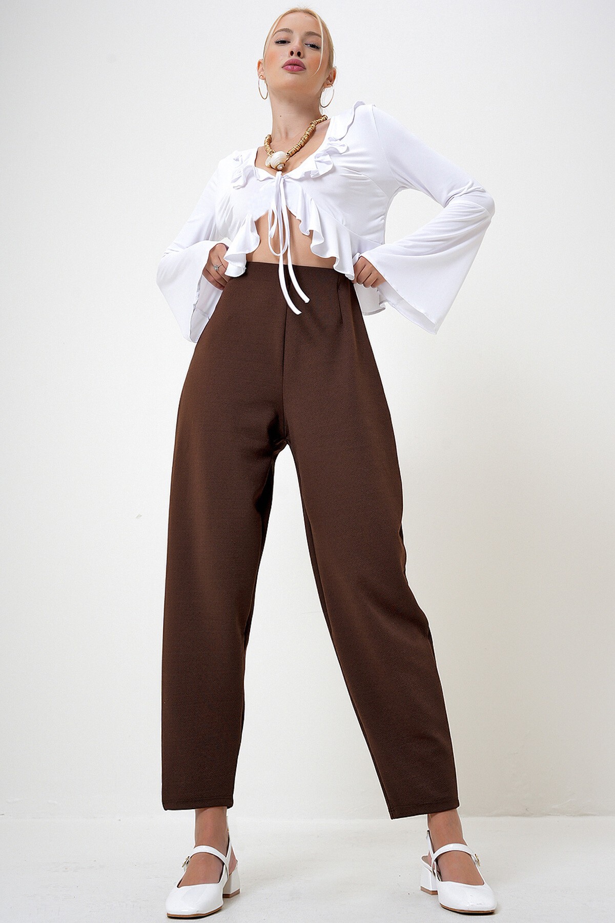 Acı Kahve Yüksek Bel Pensli Dökümlü Krep Örme Pantolon