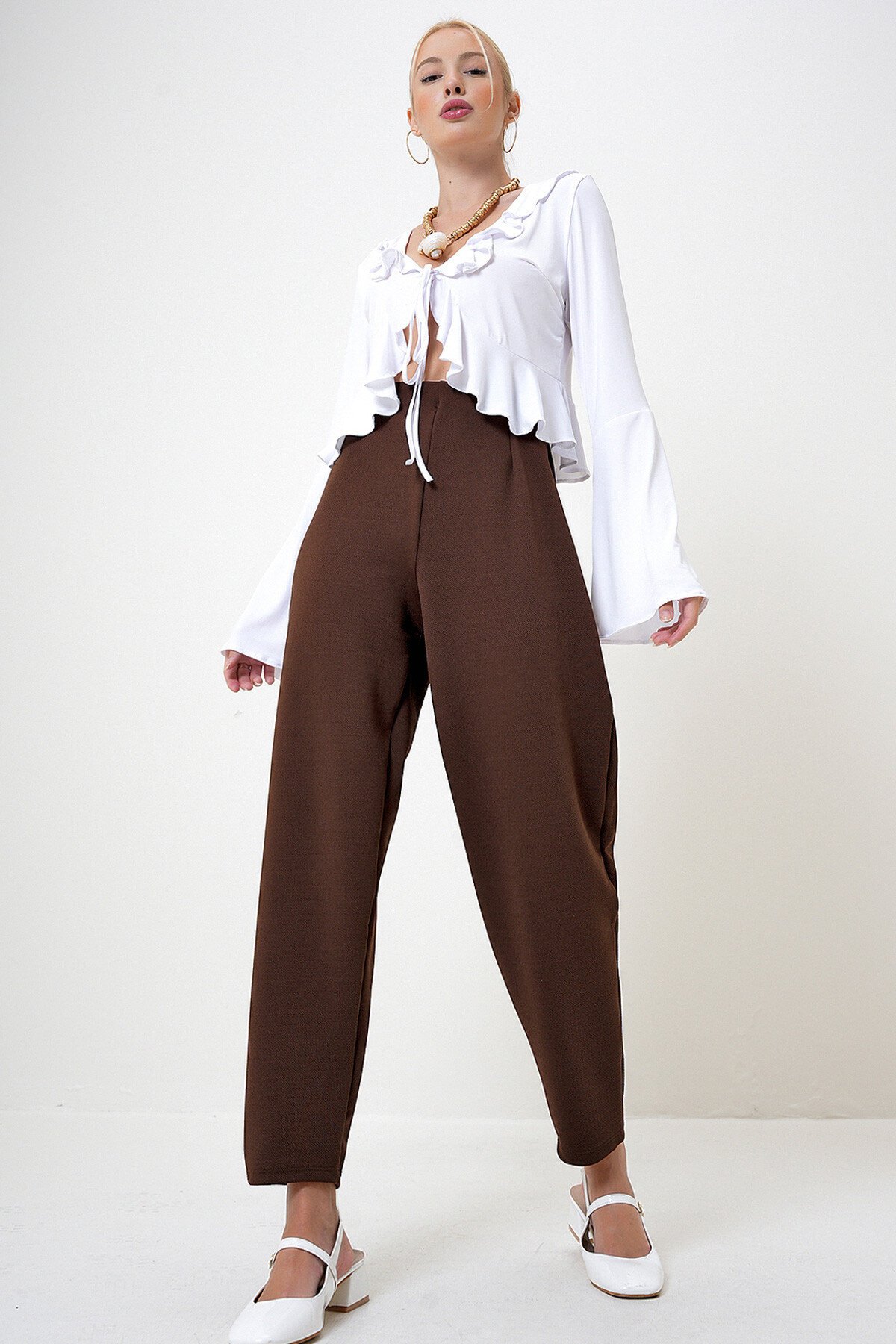 Acı Kahve Yüksek Bel Pensli Dökümlü Krep Örme Pantolon