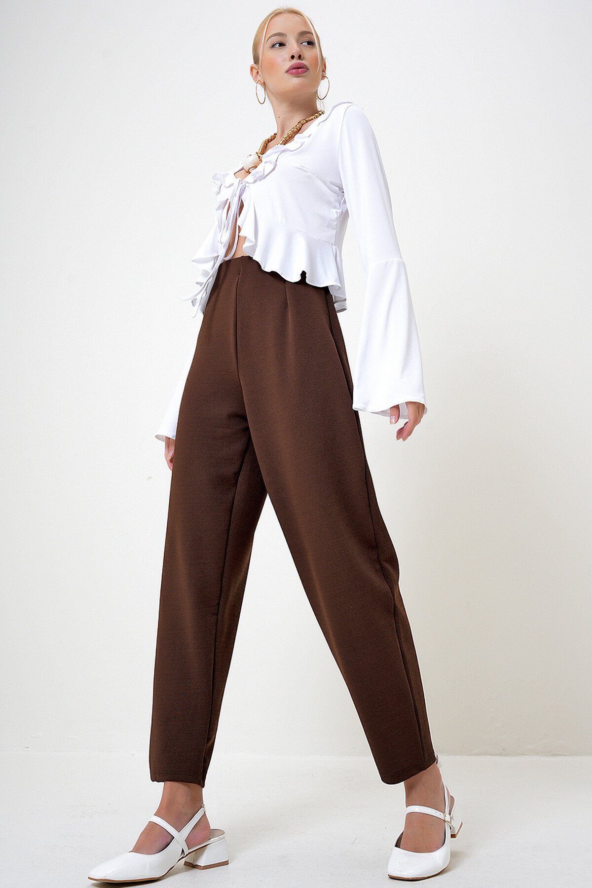 Acı Kahve Yüksek Bel Pensli Dökümlü Krep Örme Pantolon