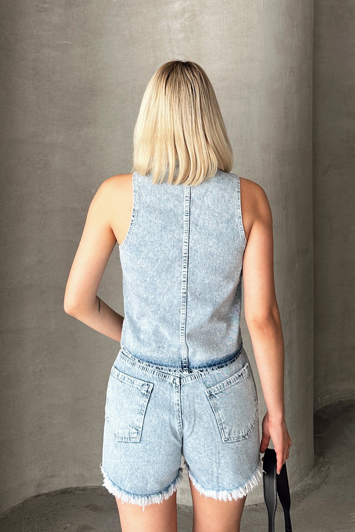 Açık Mavi Taş İşlemeli Sıfır Kol Kot Yelek