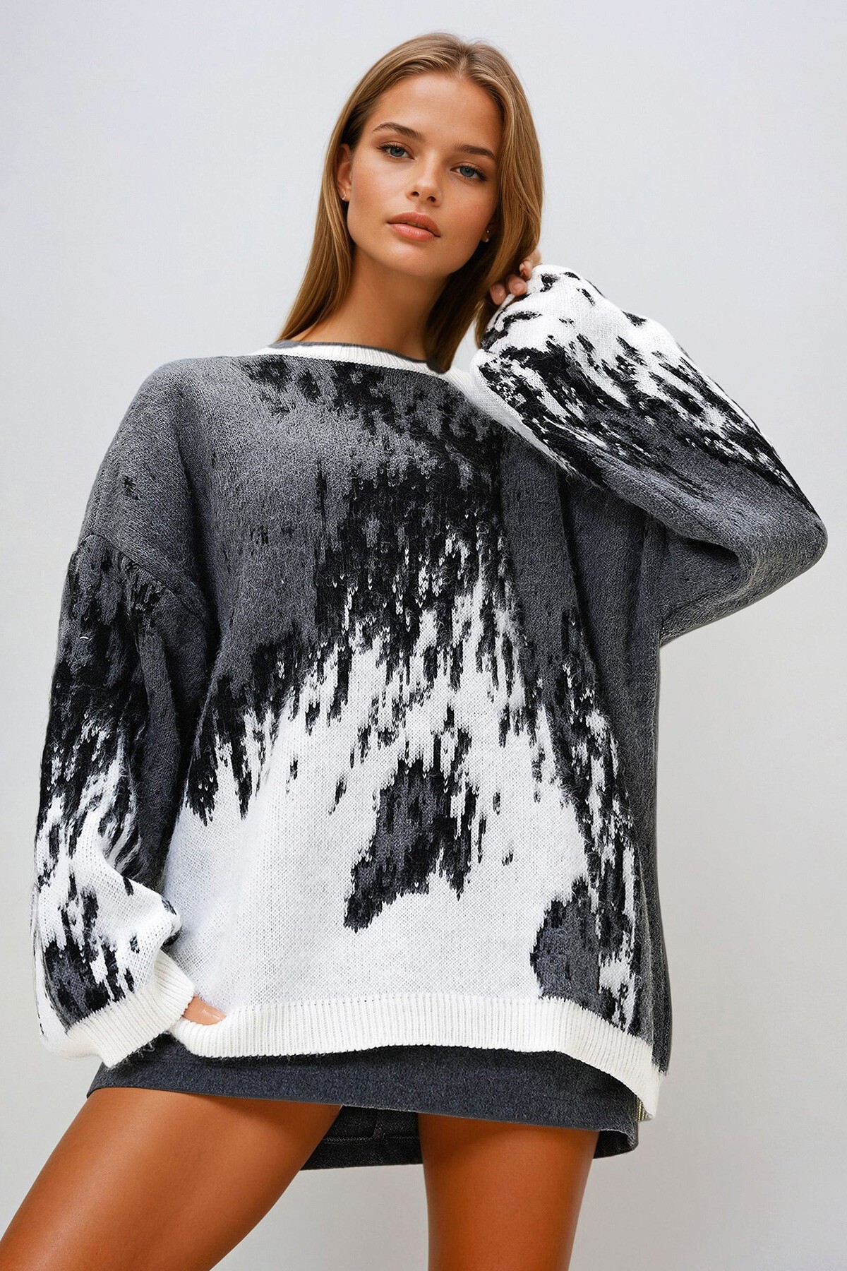 Antrasit Bisiklet Yaka Akıtma Desenli Triko Kazak