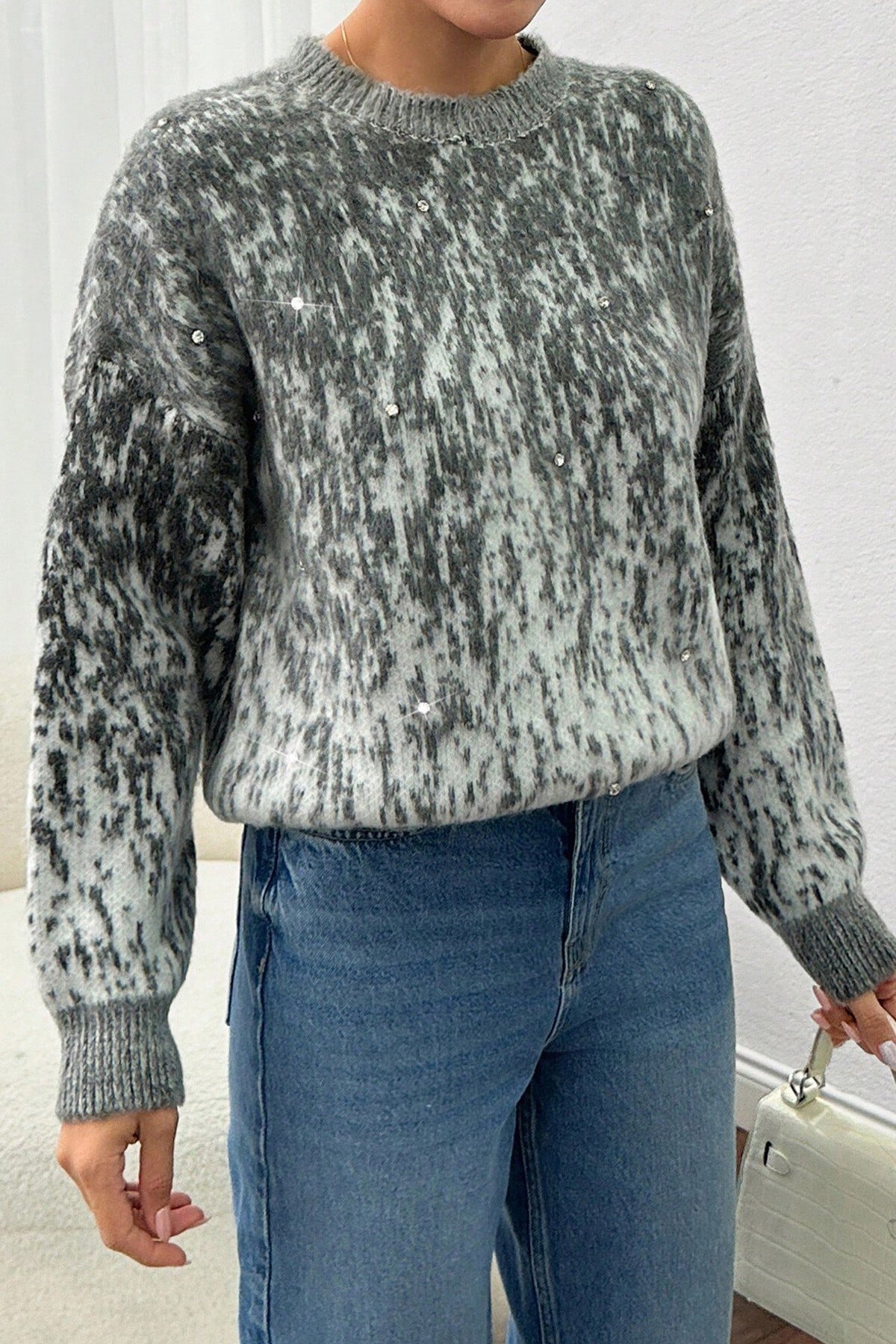 Antrasit Renk Bloklu Taş İşlemeli Yünlü Triko Kazak