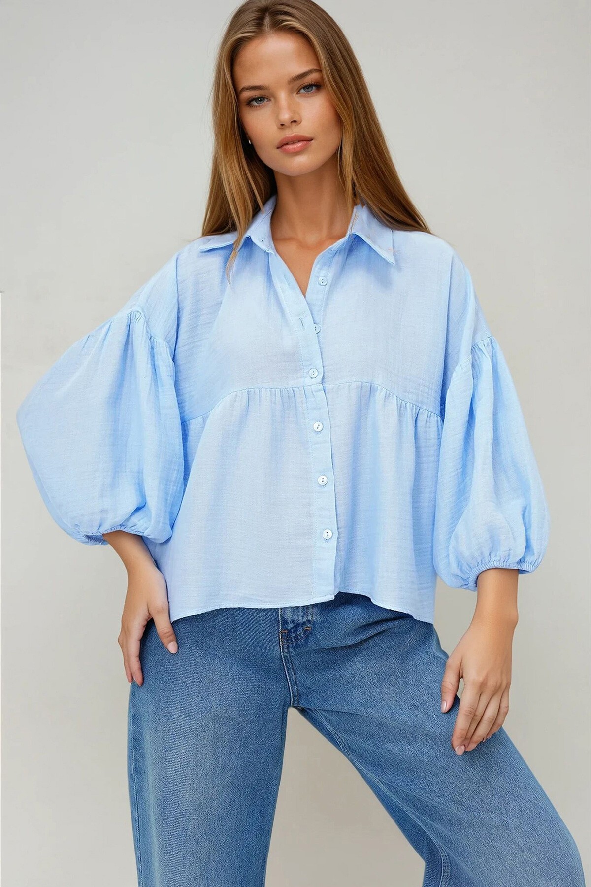 Bebe Mavi Balon Kol Lastikli Eteği Volanlı Keten Gömlek