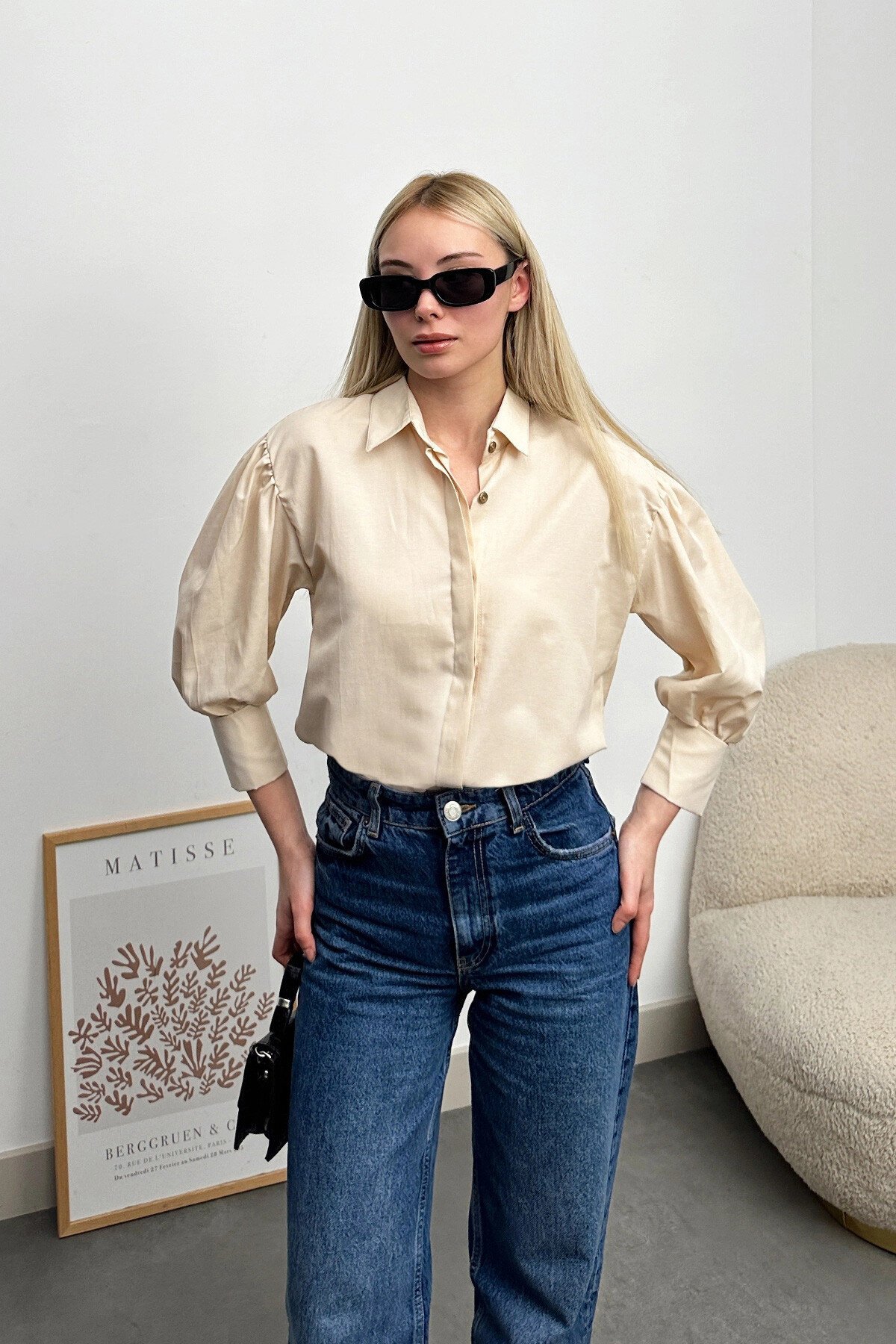 Bej Balon Kol Gizli Patlı Dokuma Gömlek