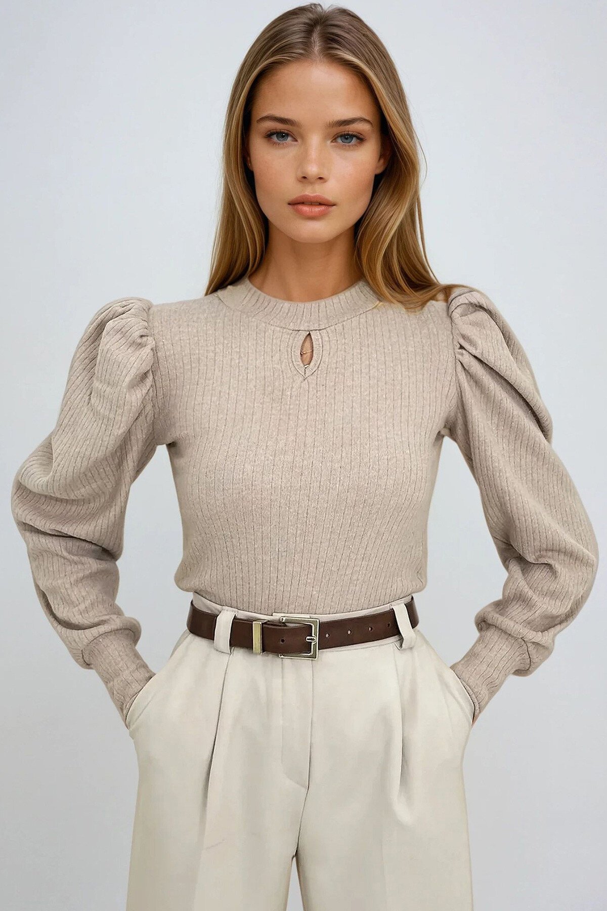 Bej Bisiklet Yaka Damla Dekolteli Prenses Kol Triko Bluz