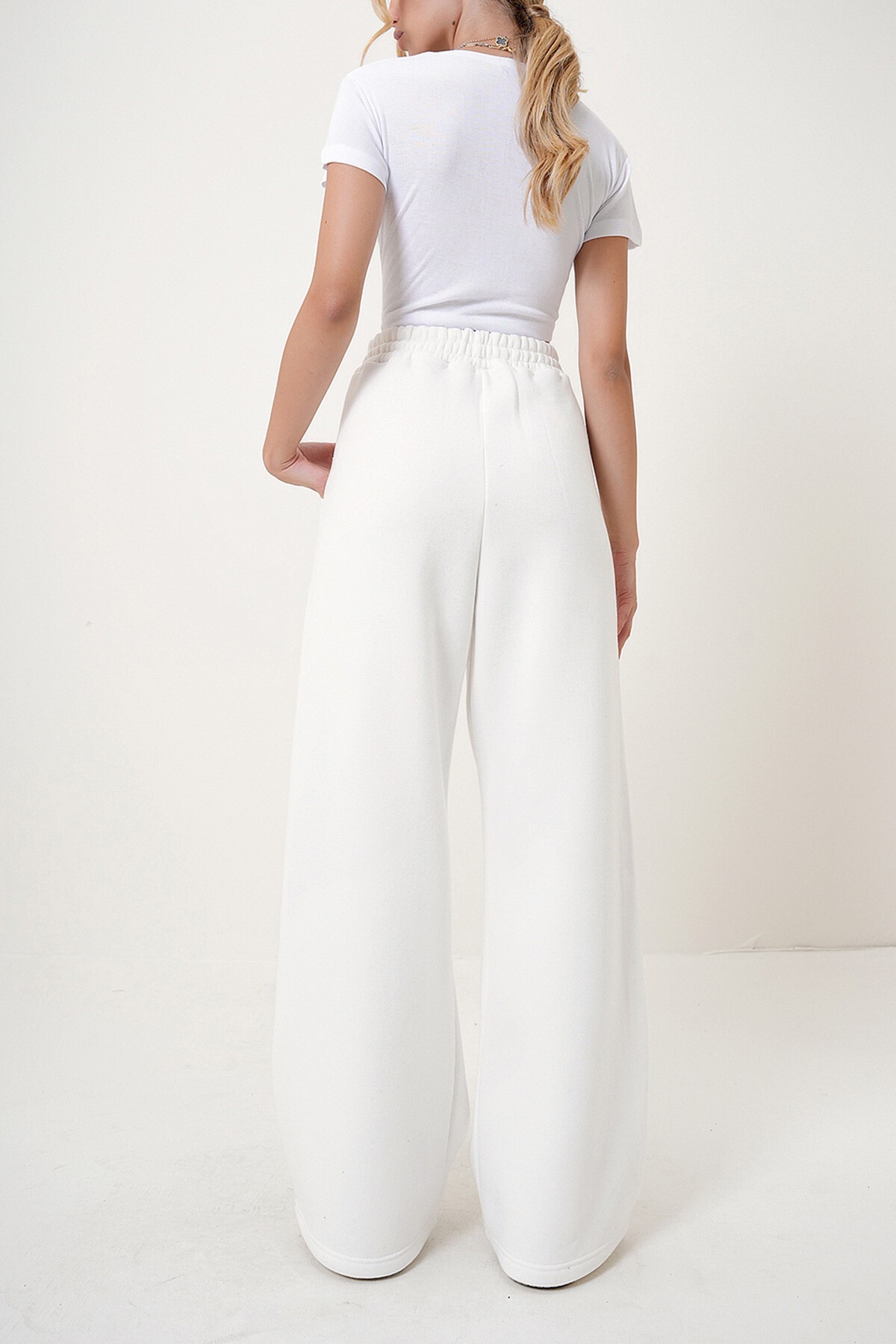 Beyaz Çift Cepli İçi Şardonlu 3 İplik Palazzo Pantolon