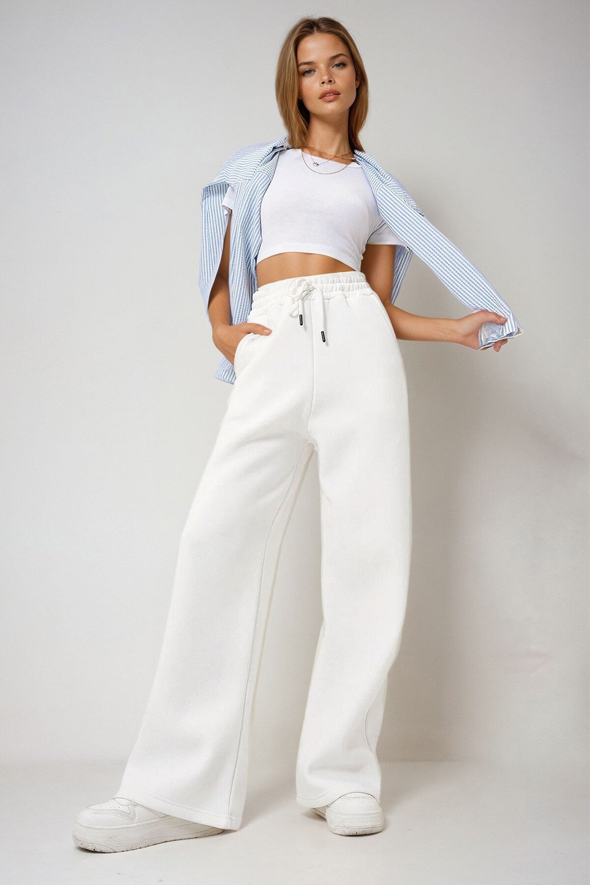 Beyaz Çift Cepli İçi Şardonlu 3 İplik Palazzo Pantolon