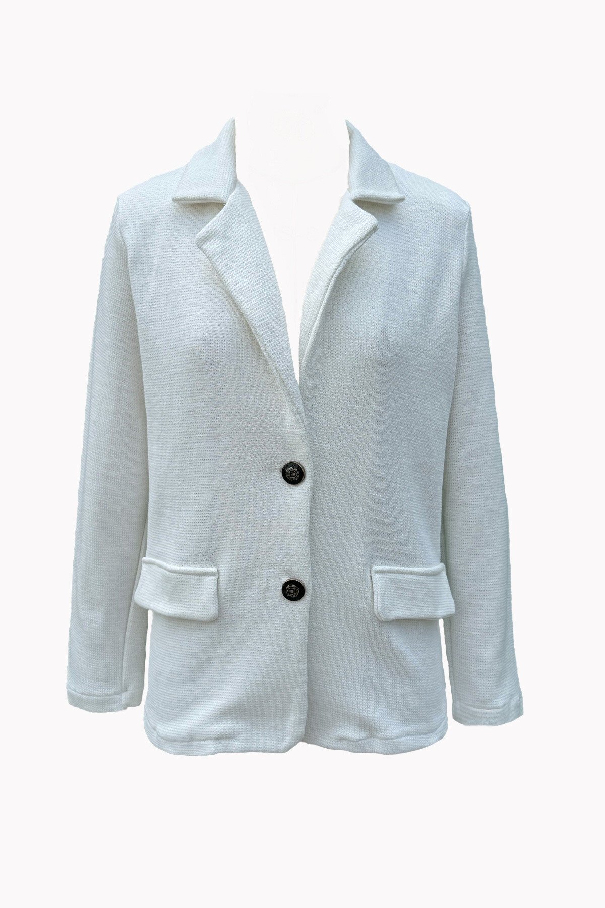 Beyaz Dokulu Düğmeli Blazer Ceket