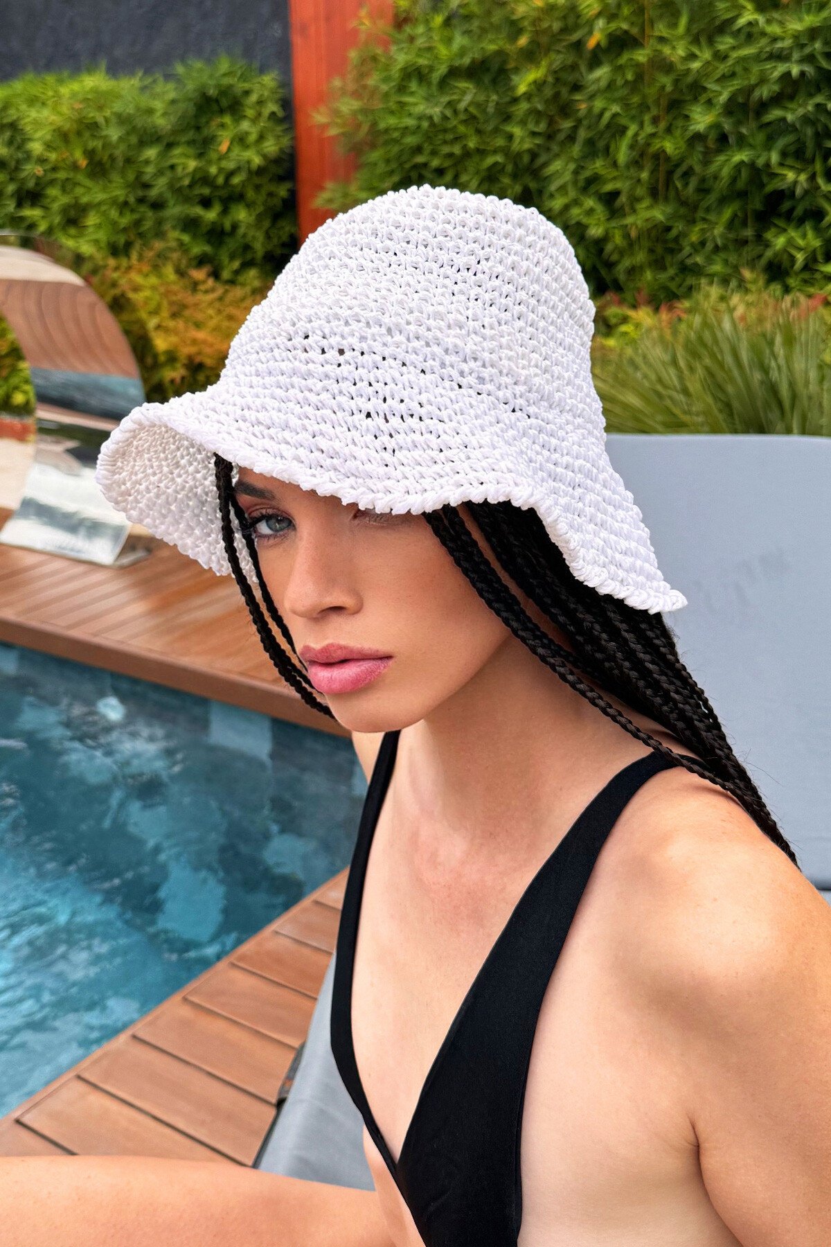 Beyaz El Örgüsü Hasır Şapka