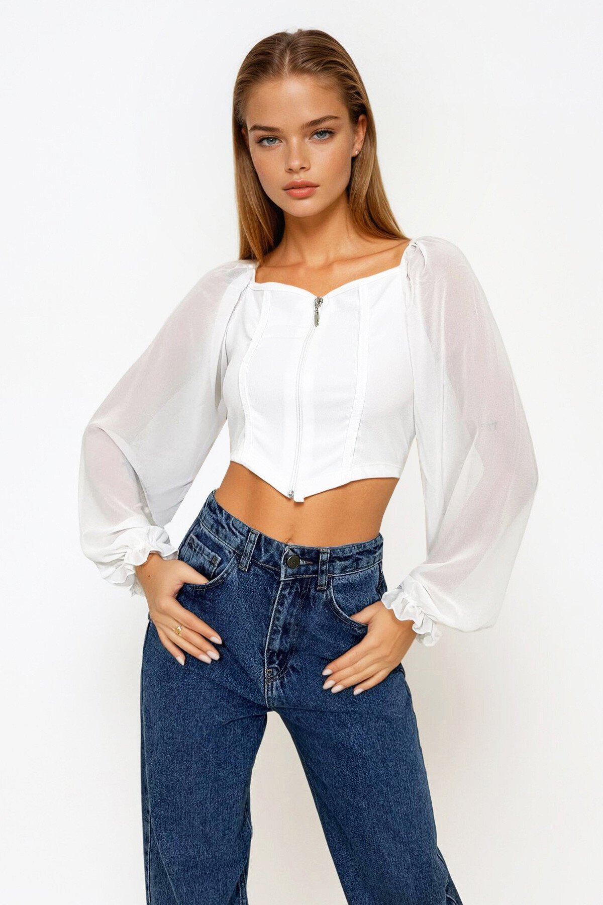 Beyaz Kare Yaka Fermuarlı Kolları Tül Bluz