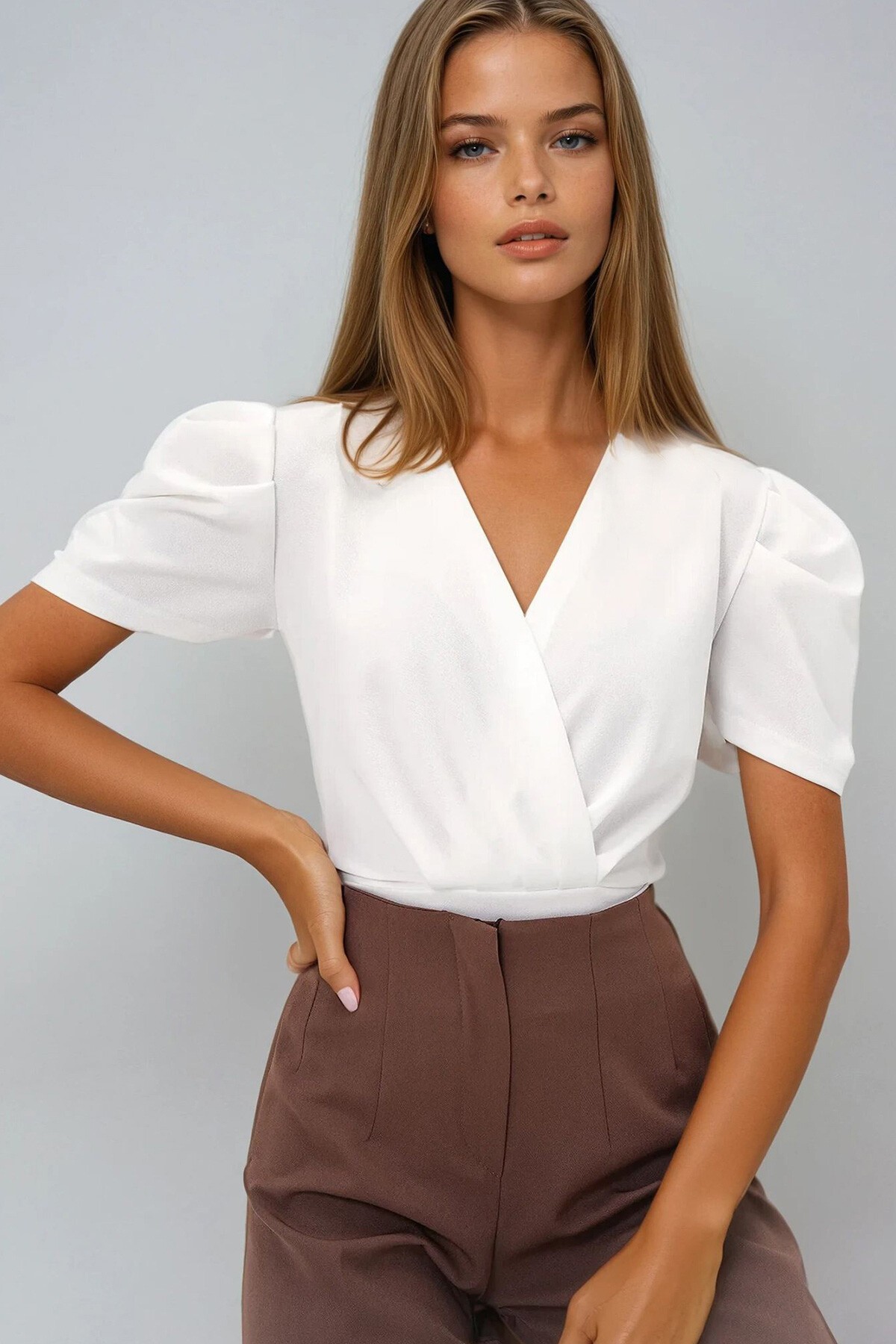 Beyaz Kruvaze Yaka Prenses Kol Örme Krep Bluz