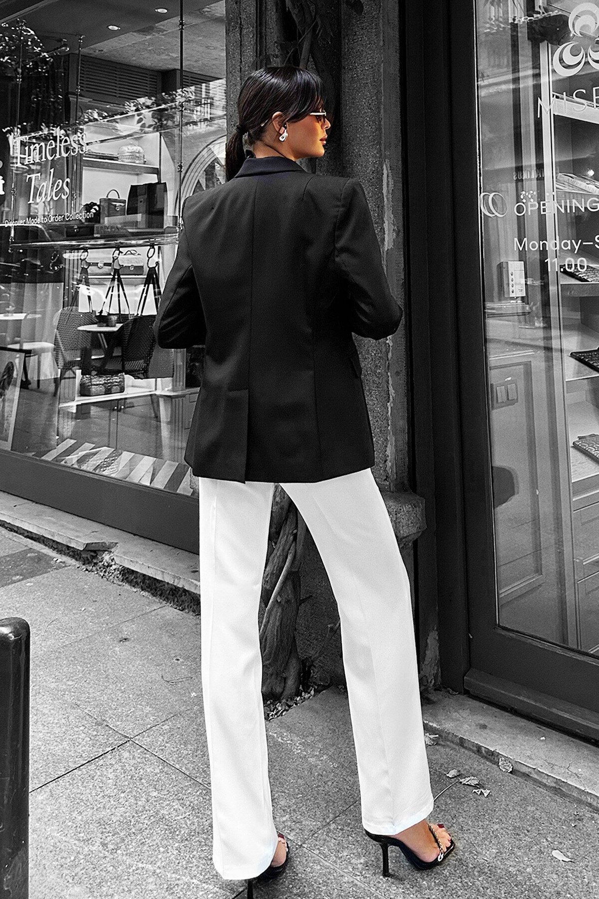 Beyaz Önü Çımalı Pantolon