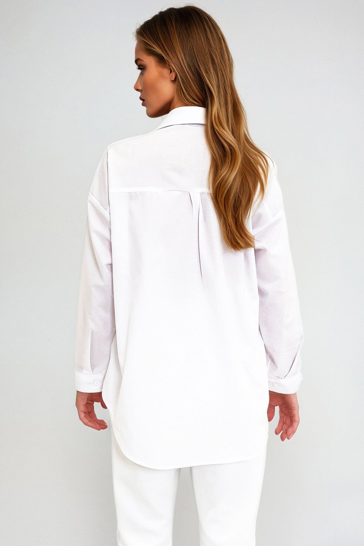 Beyaz Oversize Uzun Dokuma Gömlek