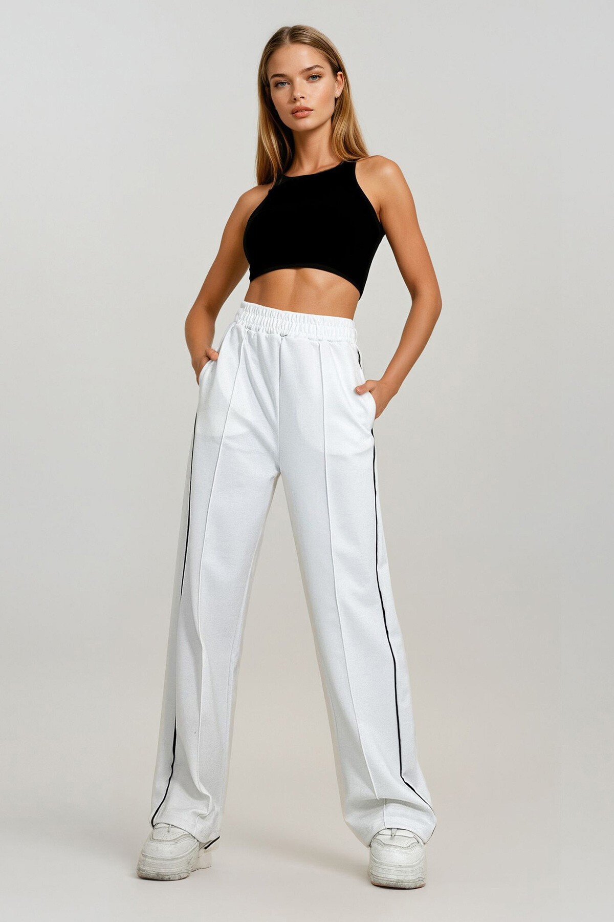 Beyaz Yan Şeritli Önü Çimalı Çift Cepli Retro Pantolon