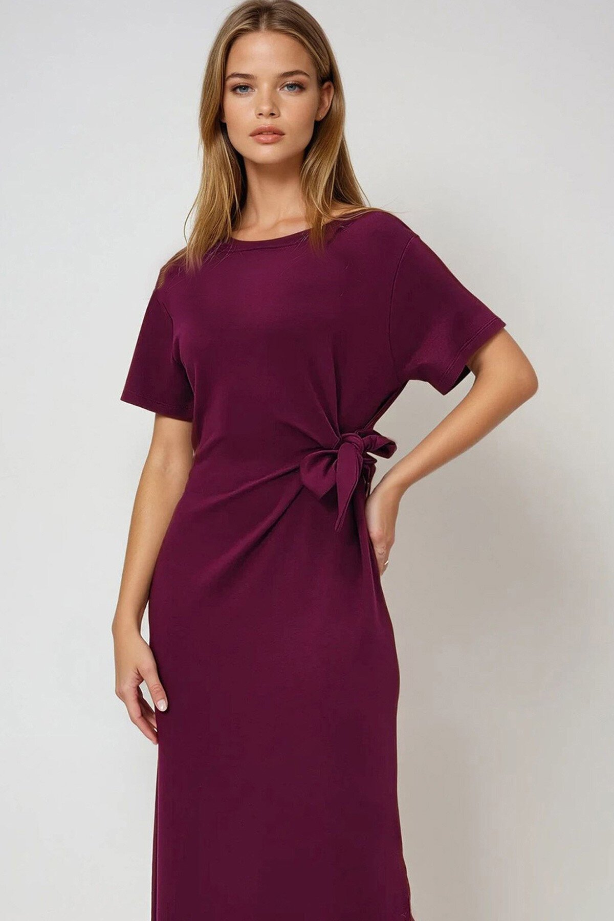 Bordo Bisiklet Yaka Beli Bağlama Detaylı Kısa Kol Yırtmaçlı Yazlık Örme Elbise