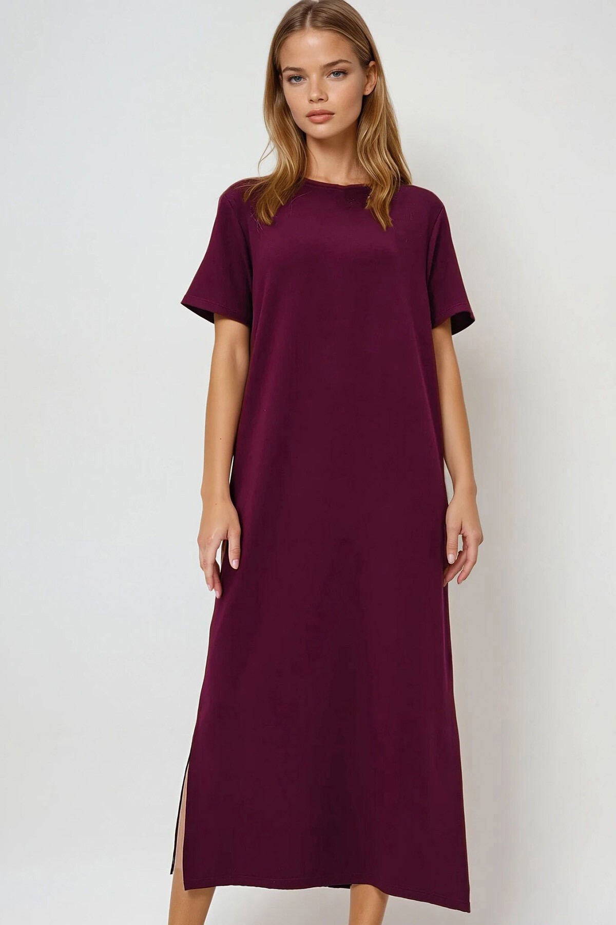 Bordo Bisiklet Yaka Kısa Kollu Yırtmaçlı Örme Elbise