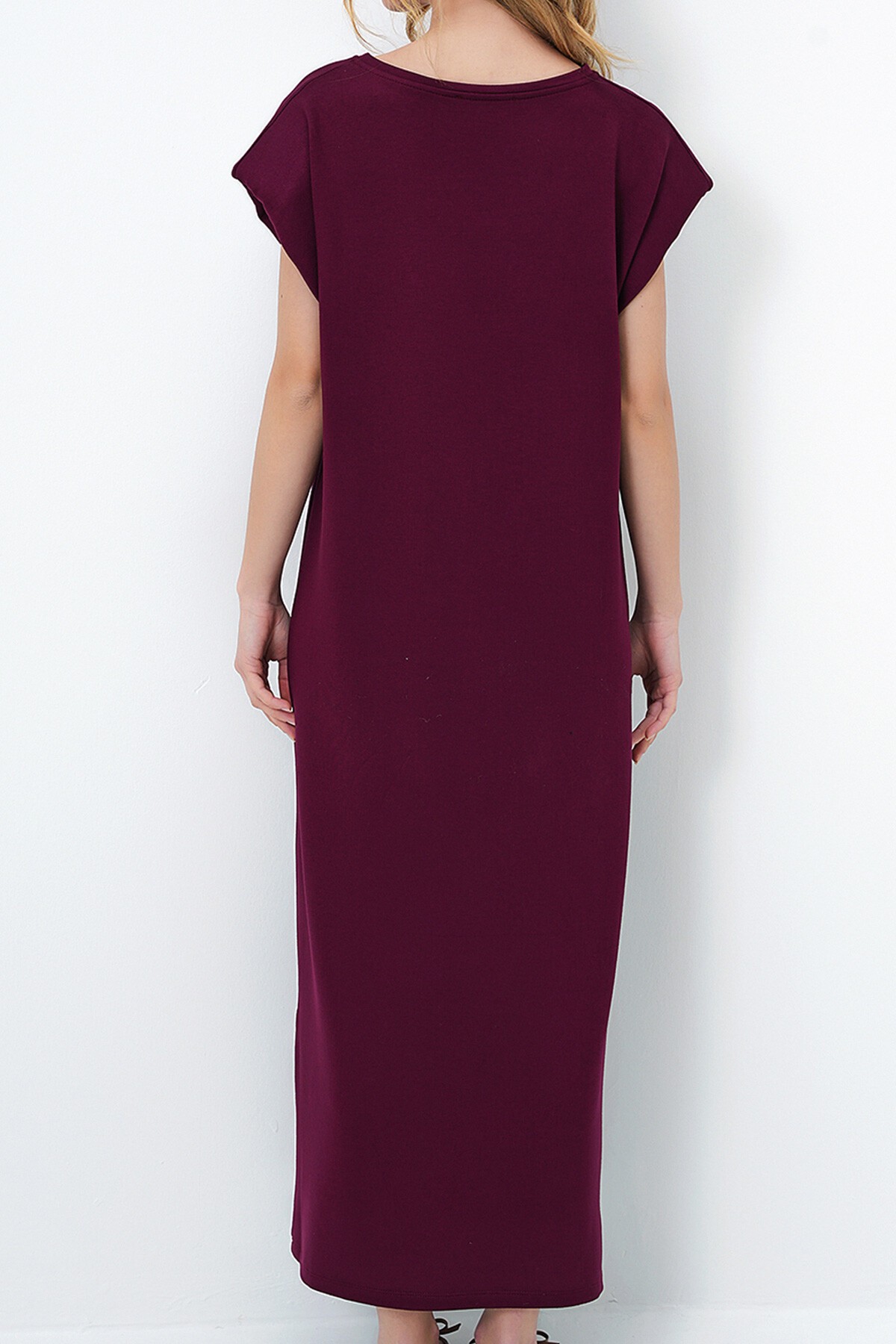 Bordo Bisiklet Yaka Omuzları Vatkalı Örme Yazlık Elbise