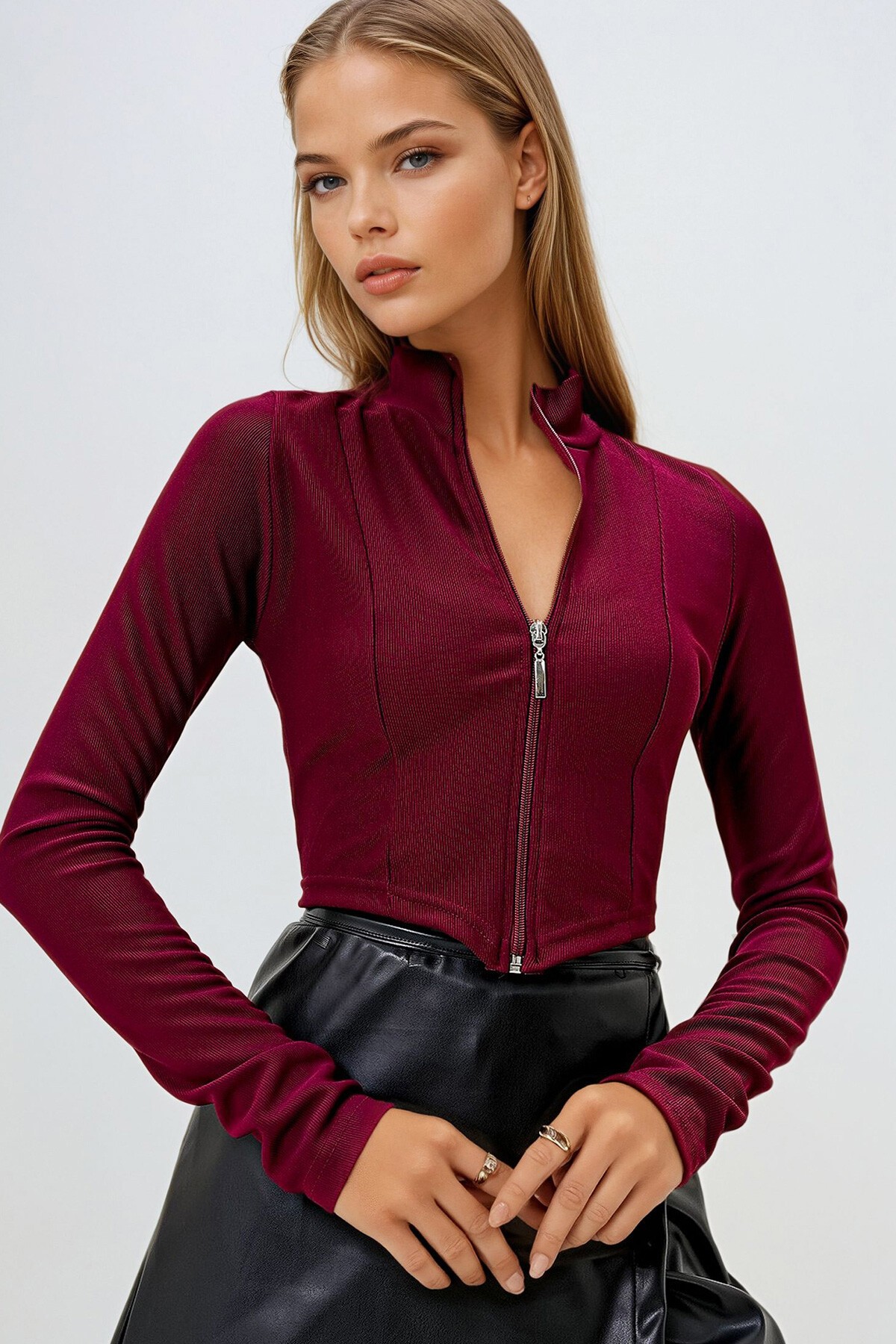 Bordo Dik Yakja Önü Fermuarlı Kaşkorse Bluz