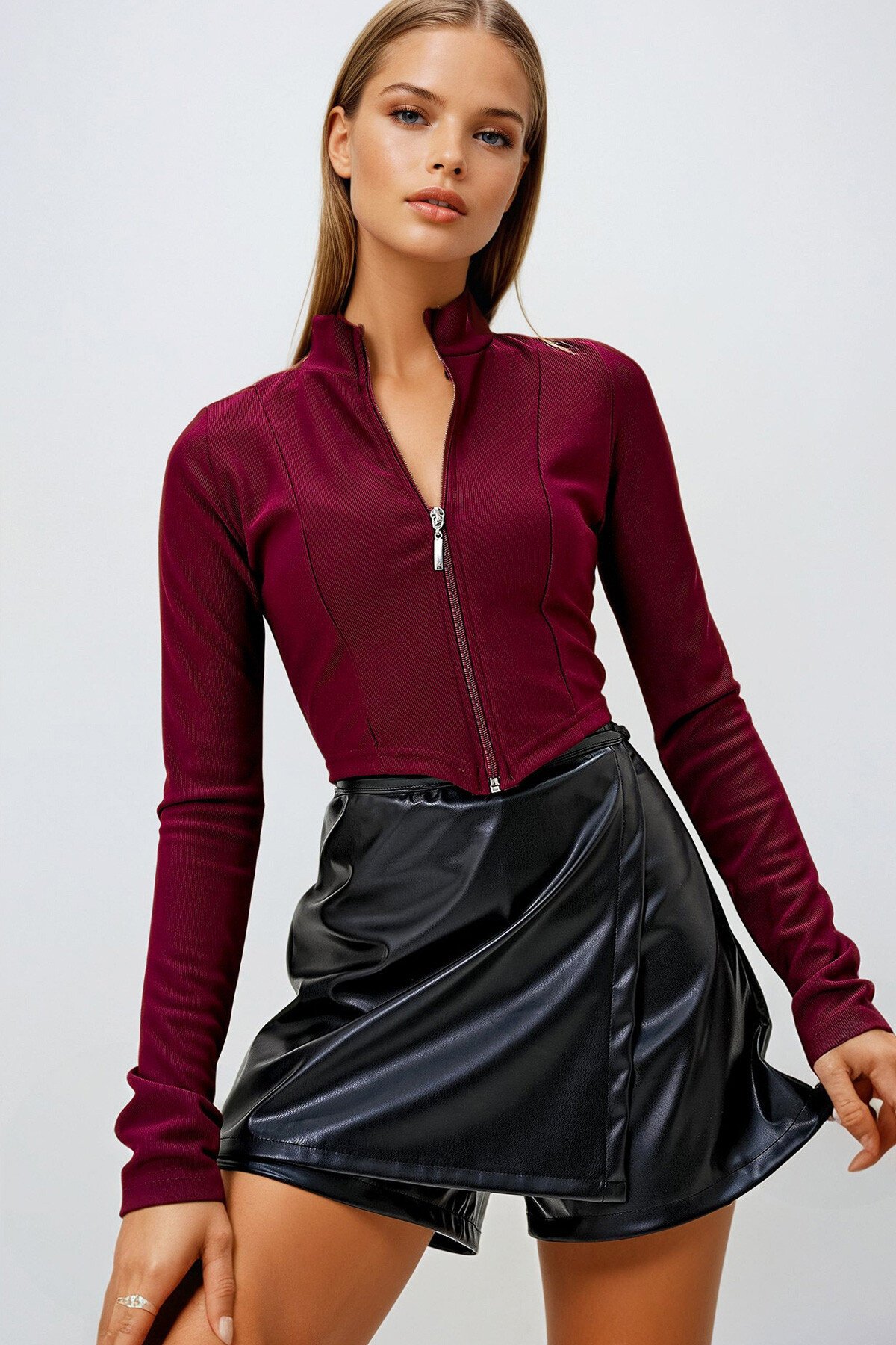 Bordo Dik Yakja Önü Fermuarlı Kaşkorse Bluz