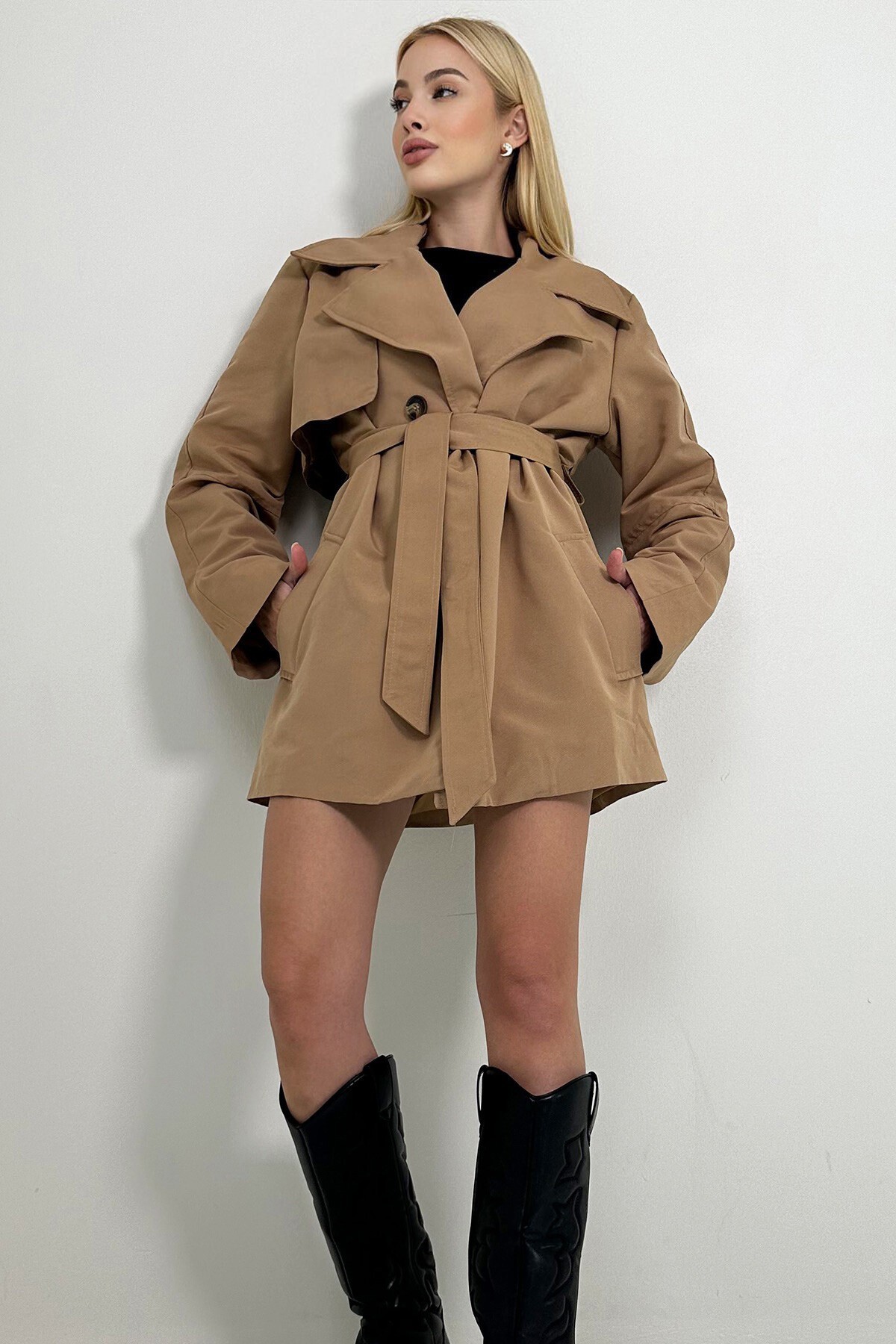 Camel Kruvaze Yaka Beli Kemerli Trençkot