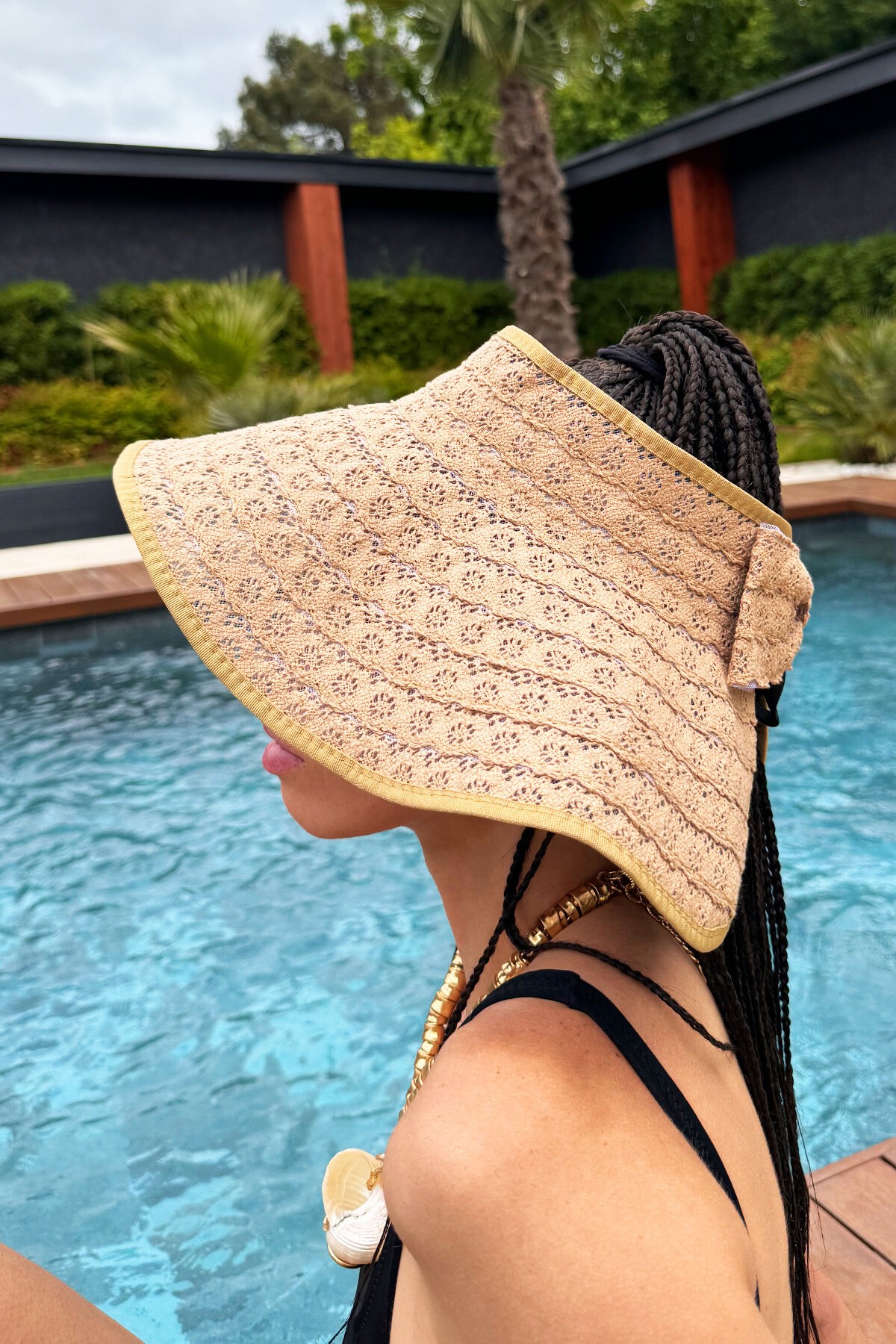 Camel Üstü Açık Hasır Kurdale Detaylı Çırt ÇırtLı Plaj Şapkası