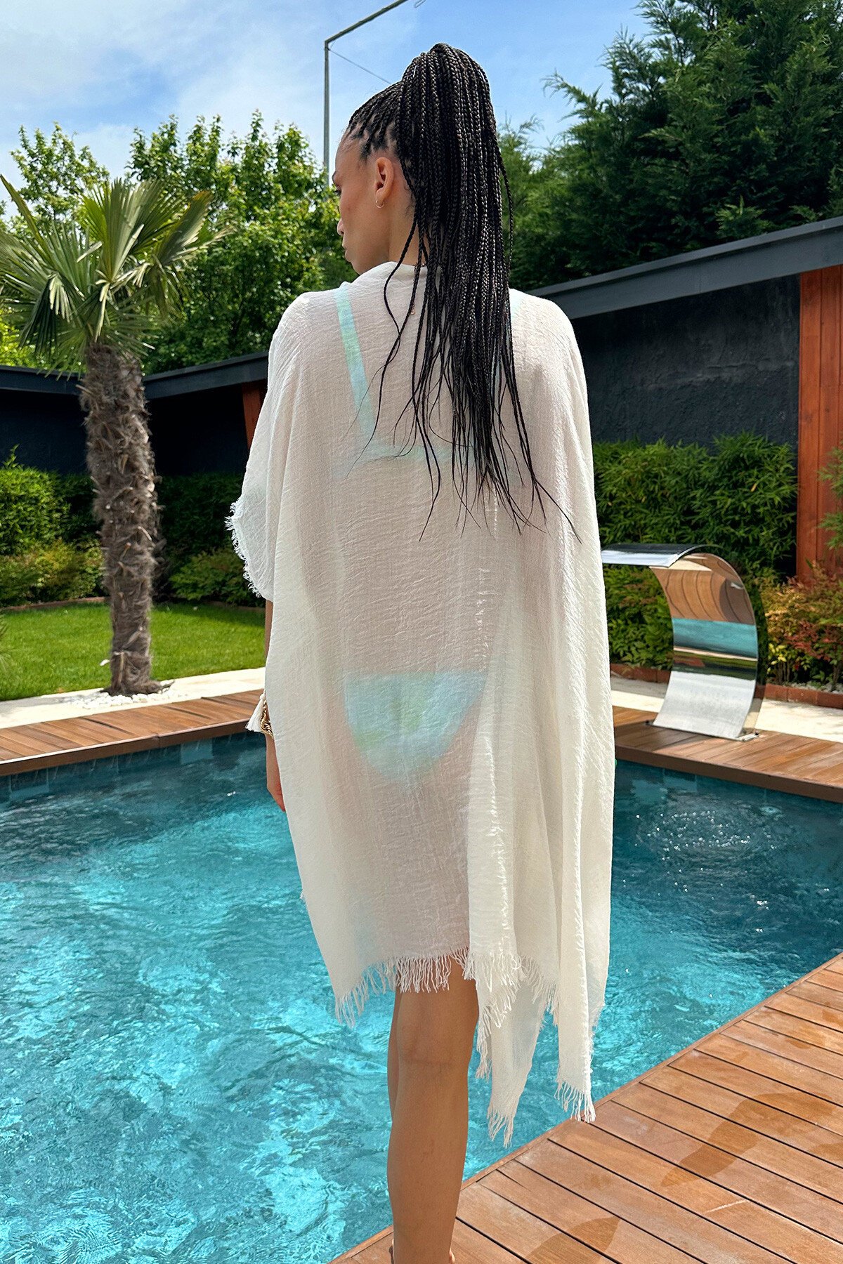 Ekru Püskül Detaylı Bağlanabilir Plaj Pareosu