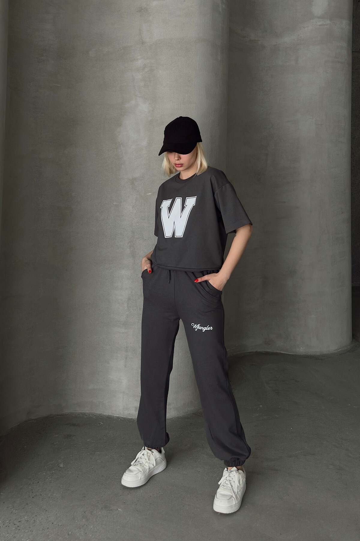 Füme Baskılı T Shirt Ve Yüksek Bel Jogging Takım