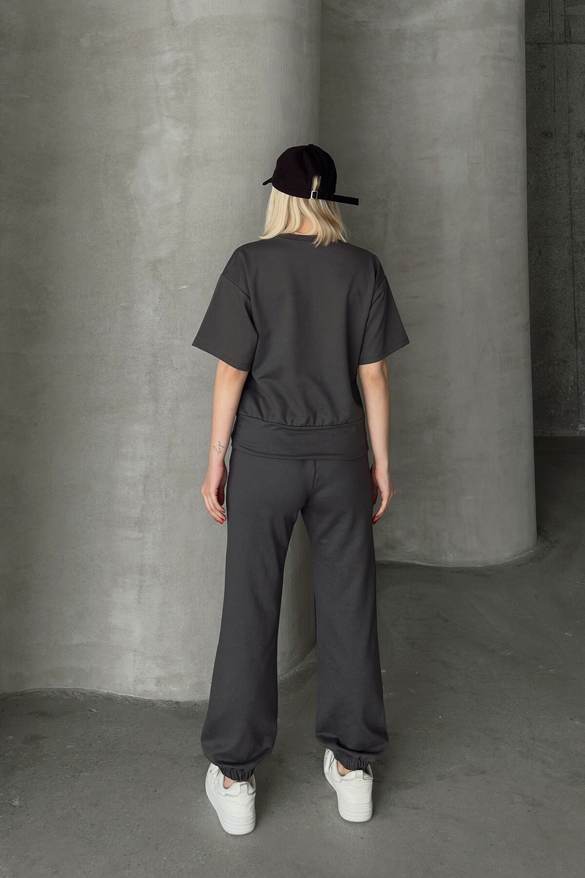 Füme Baskılı T Shirt Ve Yüksek Bel Jogging Takım