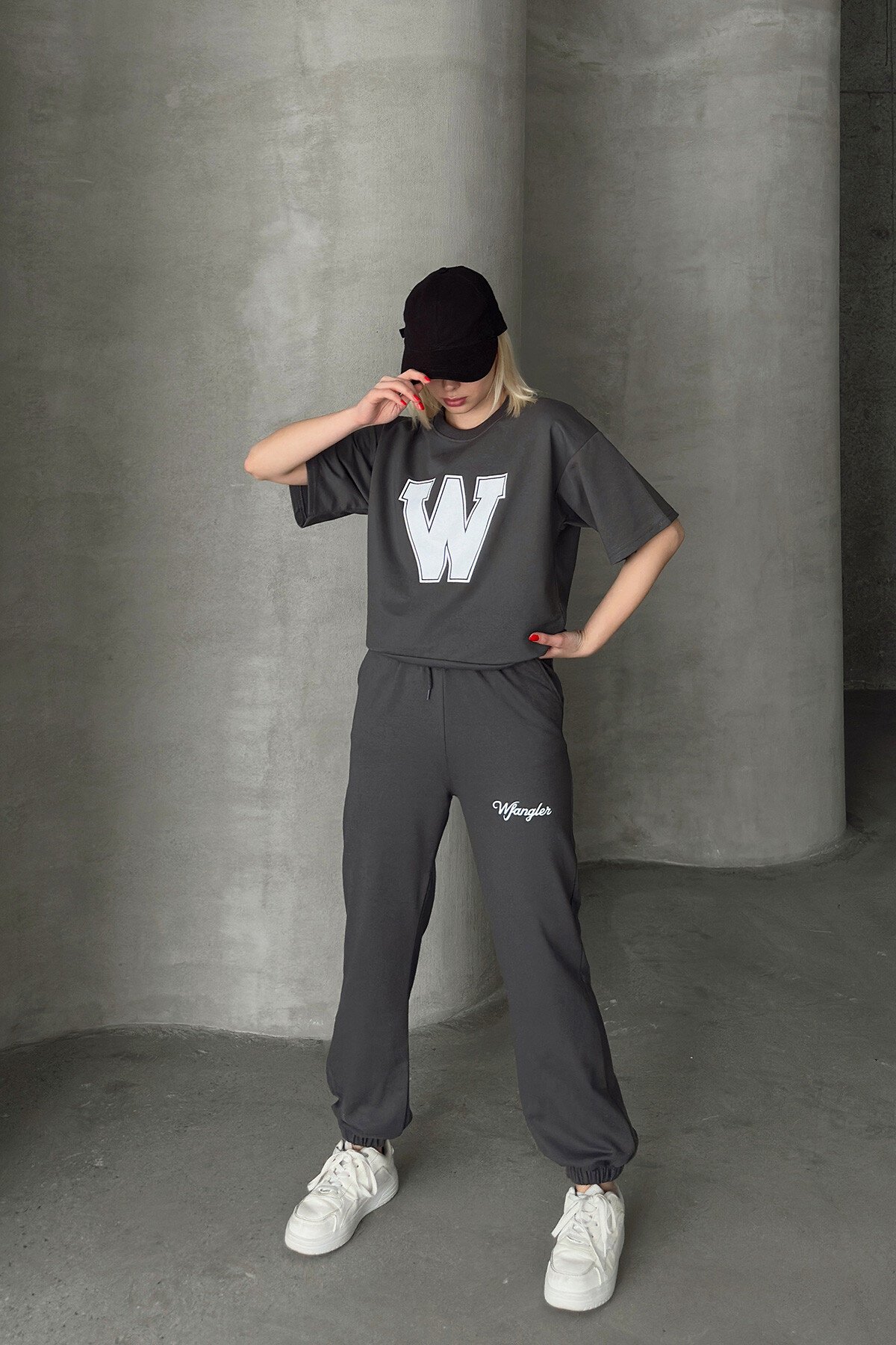 Füme Baskılı T Shirt Ve Yüksek Bel Jogging Takım