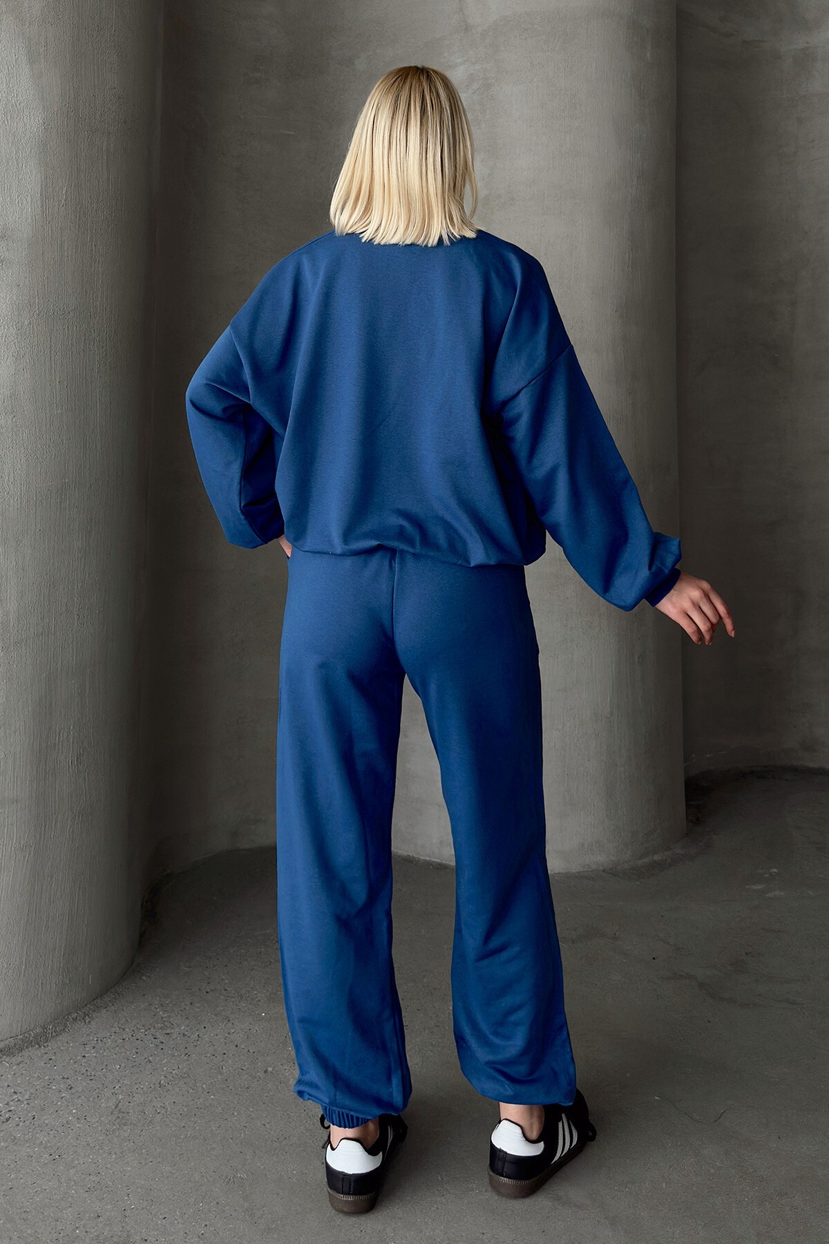 Gök Mavi Bisiklet Yaka Beli Ve Paçası Lastikli İki İplik Basic Eşofman Takımı