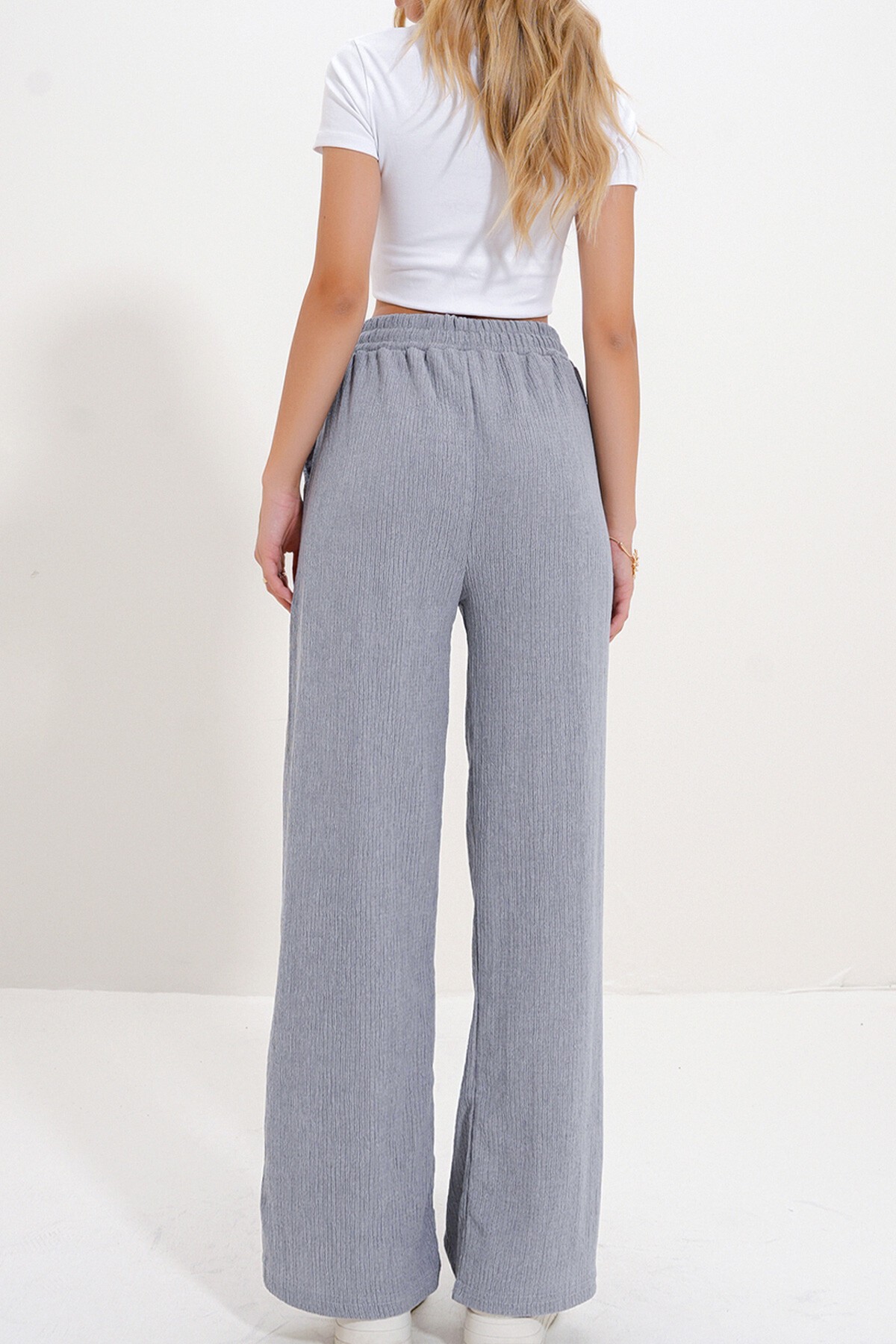 Gri Yüksek Bel Lastikli Wide Leg Pantolon