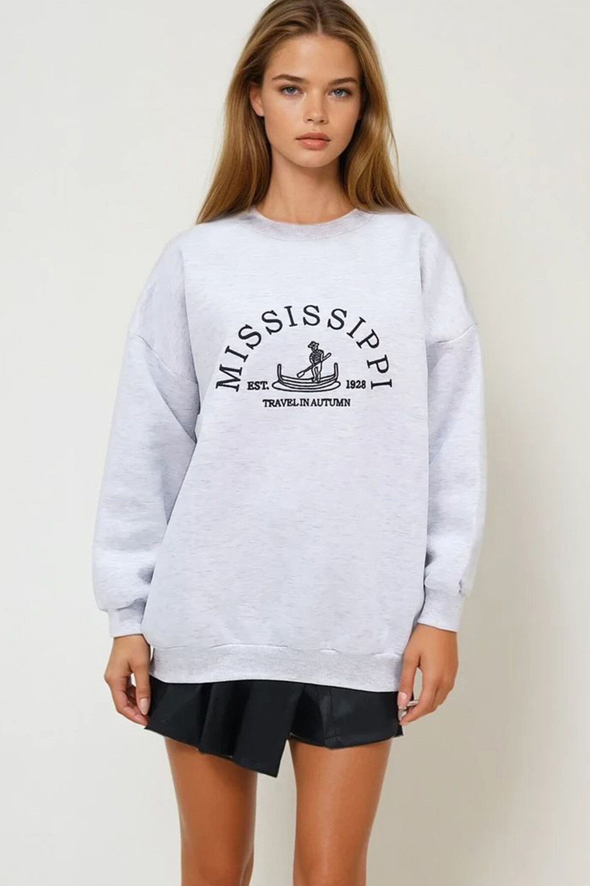 Grimelanj Bisiklet Yaka 3 İplik İçi Şardonlu Nakışlı Oversize Sweatshirt