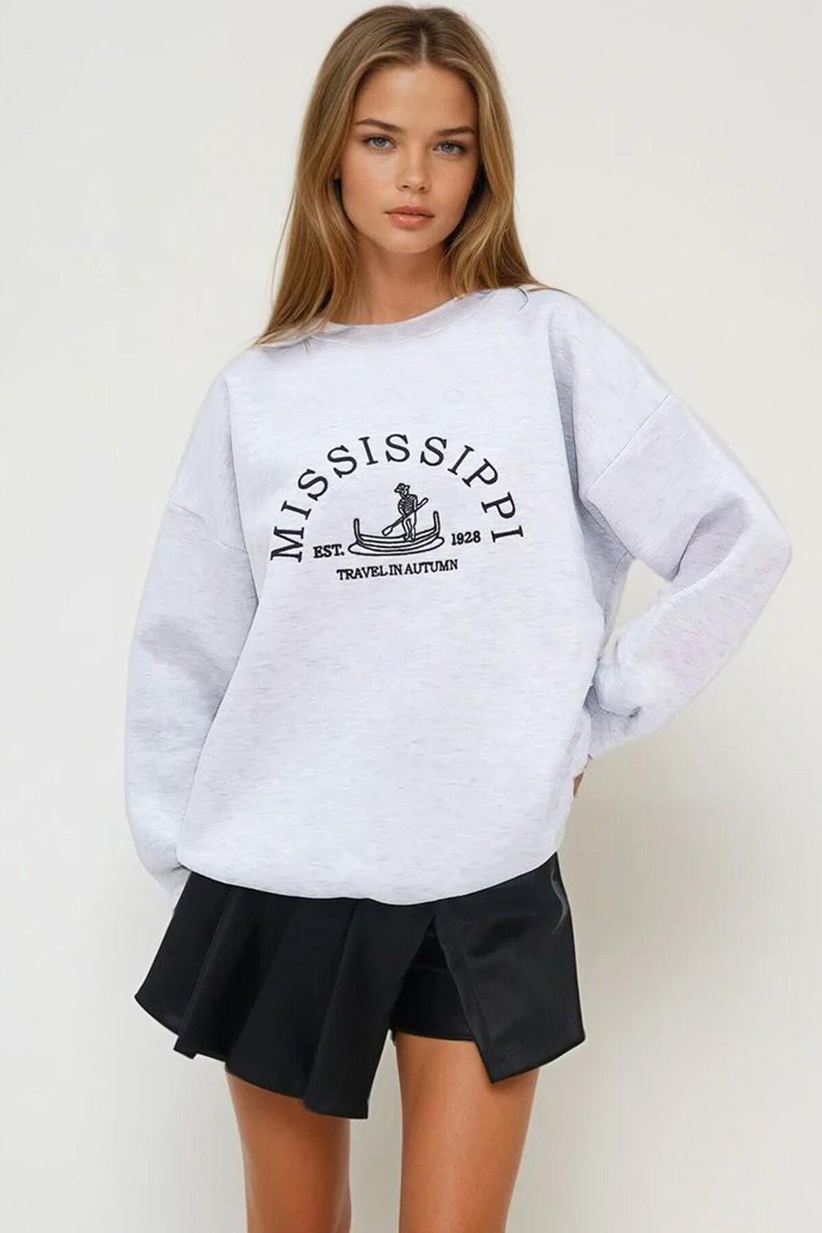 Grimelanj Bisiklet Yaka 3 İplik İçi Şardonlu Nakışlı Oversize Sweatshirt