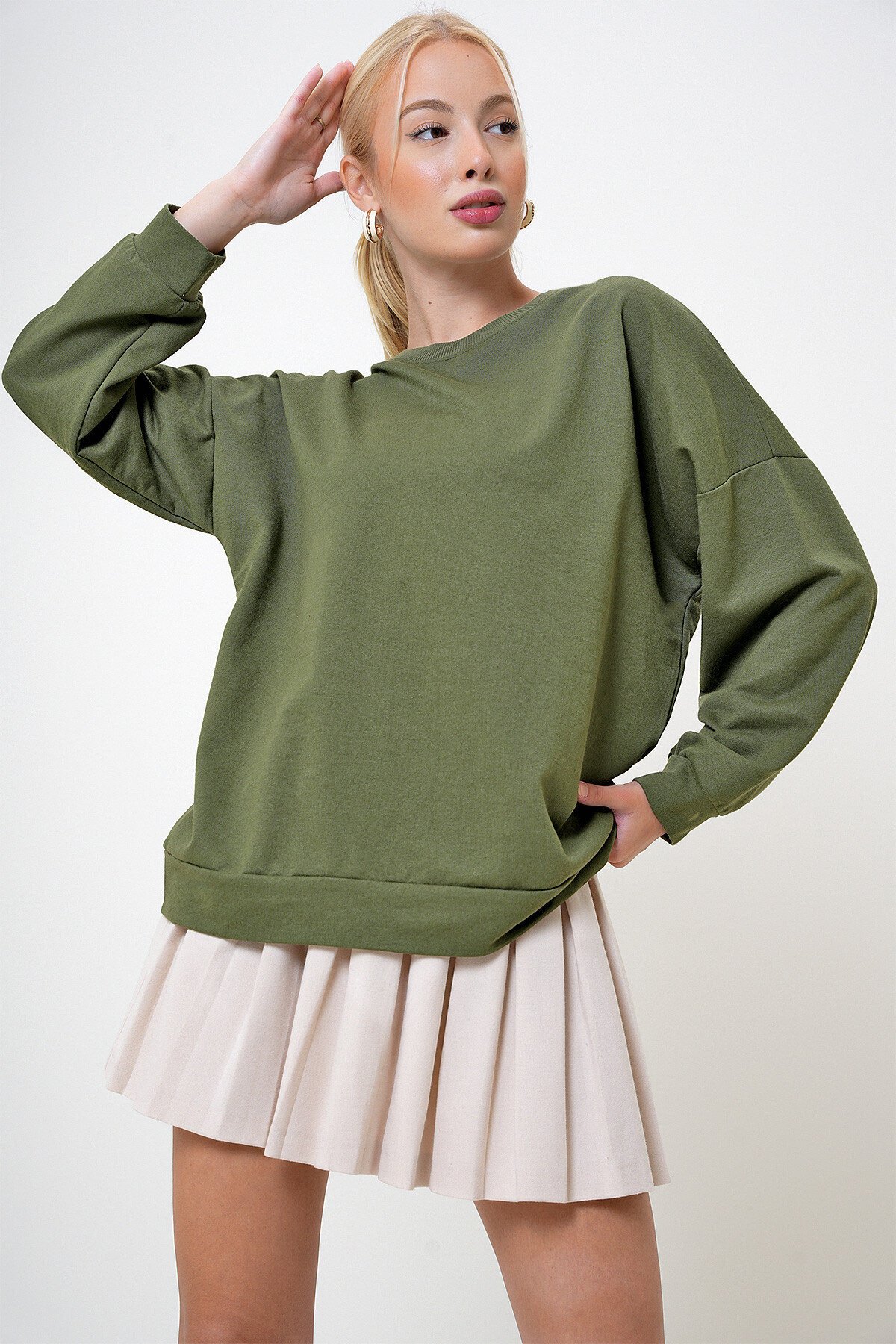 Haki Bisiklet Yaka Oversize Basic Sweatshirt