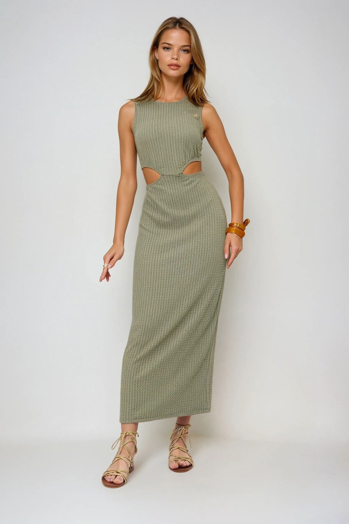 Haki Outcut Kesim Kendinden Dokulu Midi Boy Elbise