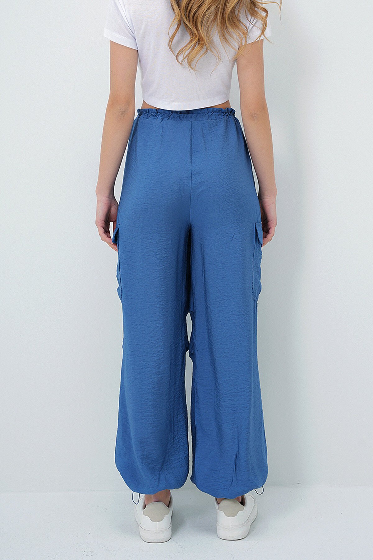 İndigo Kargo Cepli Paçası Lastikli Aerobin Dokuma Kargo Pantolon