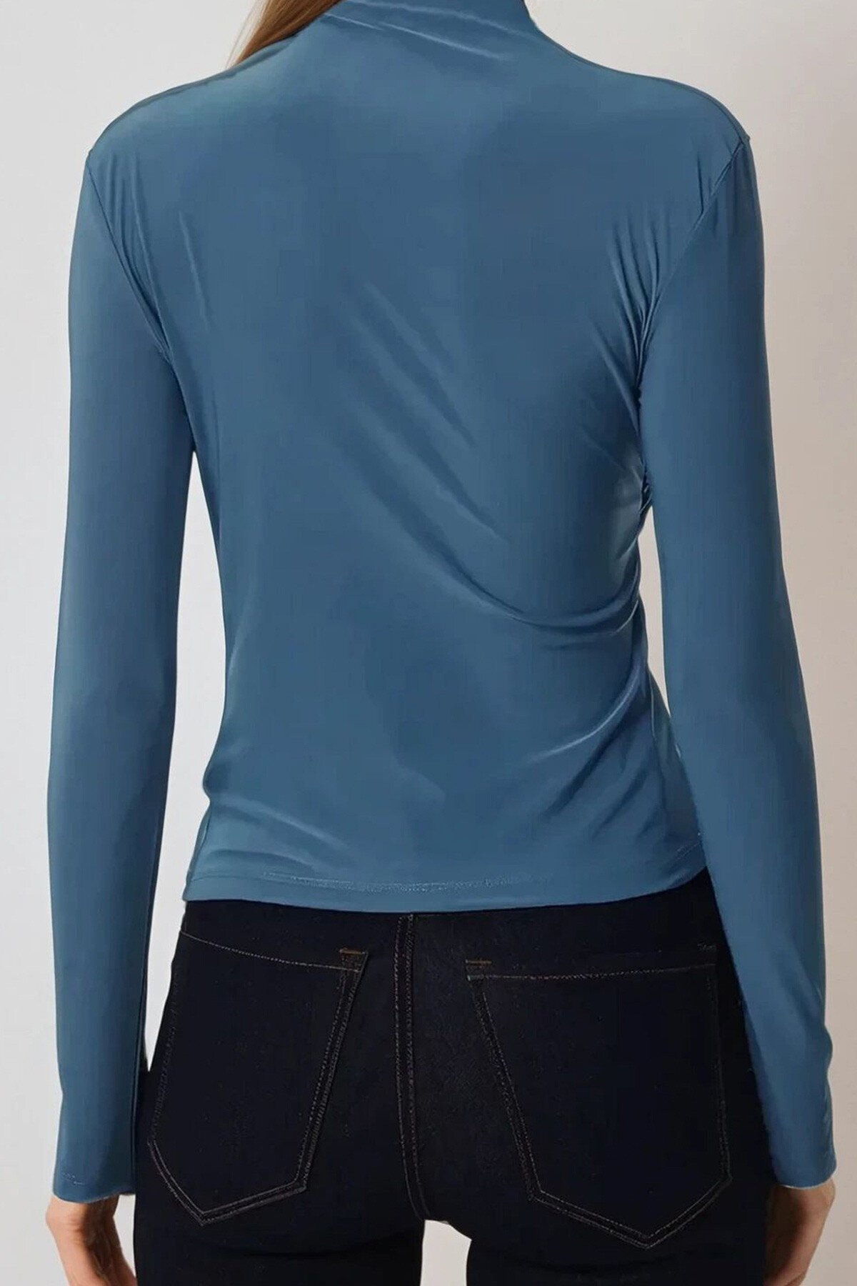 İndigo Yarım Balıkçı Drape Detaylı Sandy Bluz