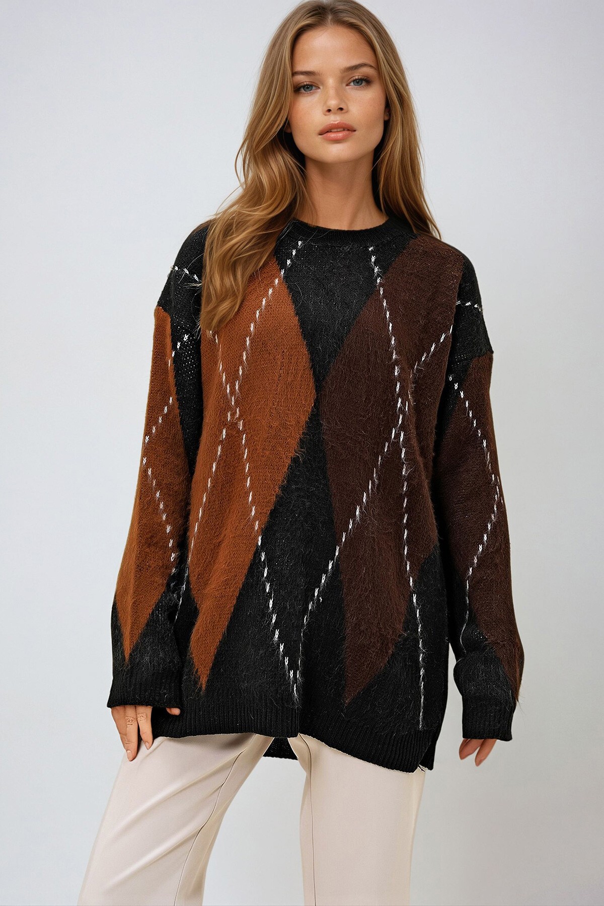 Kahverengi Bisiklet Yaka Oversize Baklava Desenli Kışlık Triko Kazak