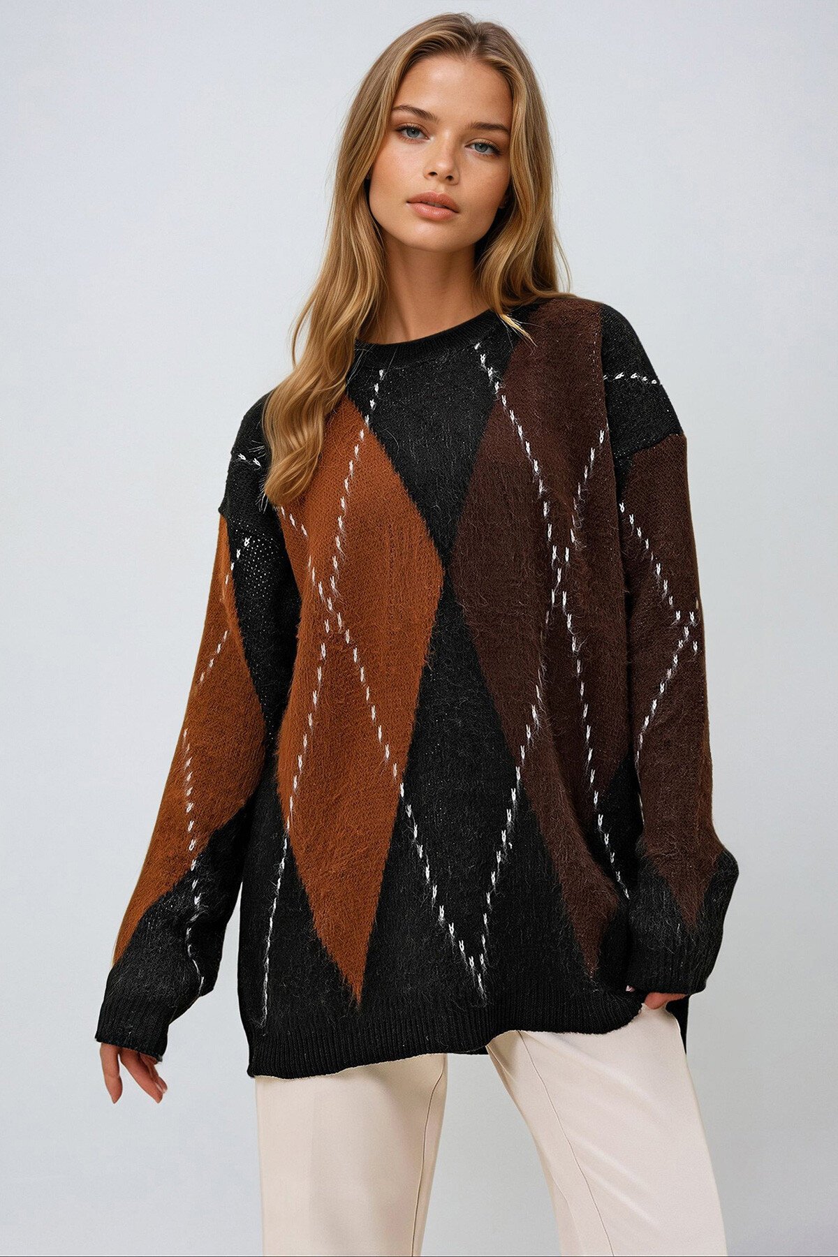 Kahverengi Bisiklet Yaka Oversize Baklava Desenli Kışlık Triko Kazak