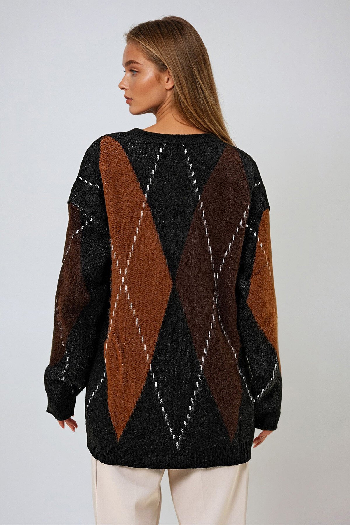 Kahverengi Bisiklet Yaka Oversize Baklava Desenli Kışlık Triko Kazak